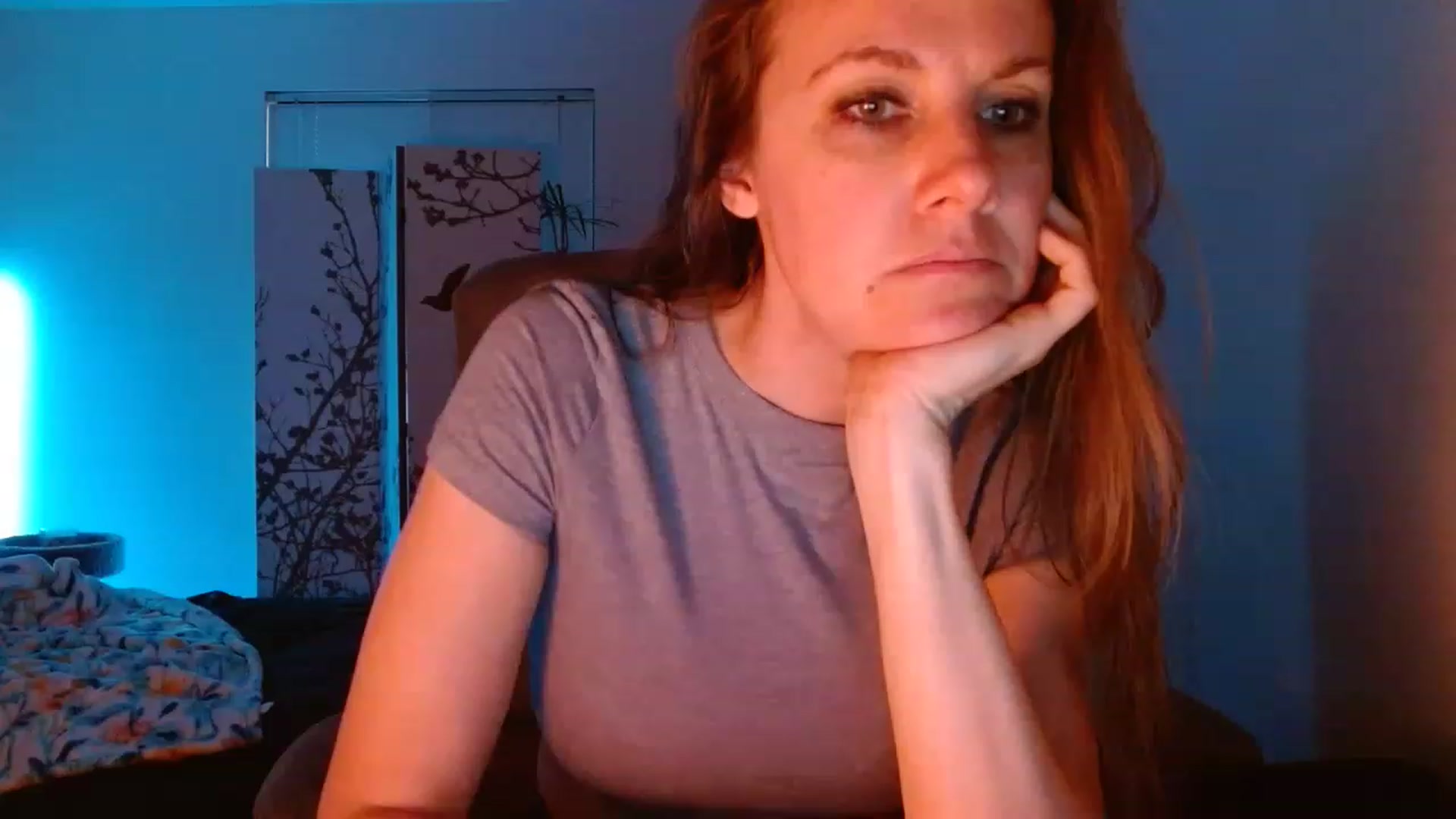 Gallery image thumbnail from LoVe_On__'s myfreecams stream on, 04/30/2023, 12:31 image 12 of 20