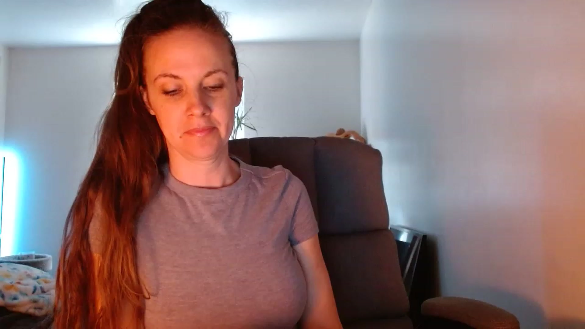 Gallery image thumbnail from LoVe_On__'s myfreecams stream on, 05/06/2023, 13:59 image 3 of 20