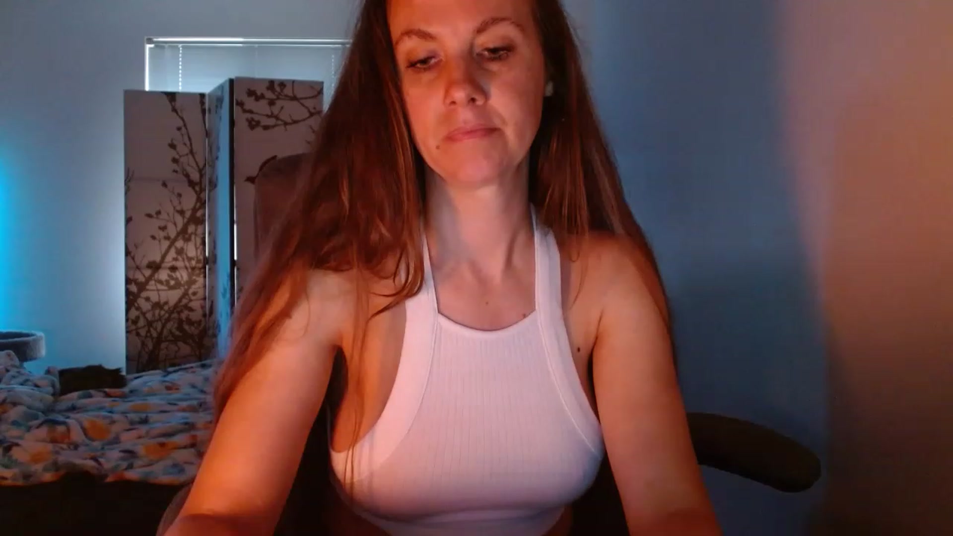 Gallery image thumbnail from LoVe_On__'s myfreecams stream on, 05/14/2023, 13:51 image 6 of 20