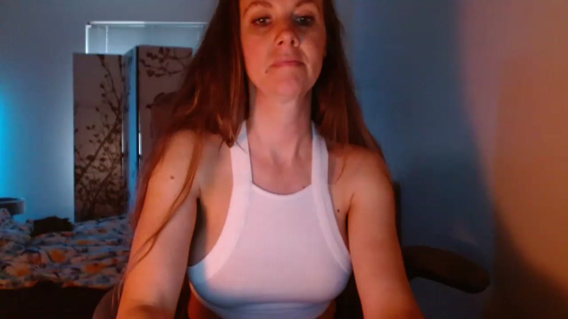 Gallery image thumbnail from LoVe_On__'s myfreecams stream on, 05/14/2023, 13:51 image 4 of 20