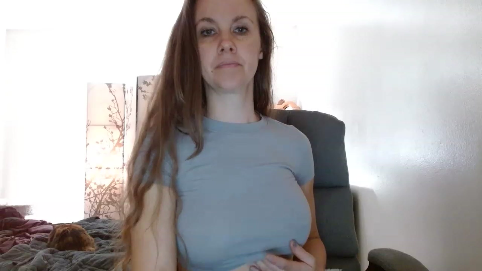 Gallery image thumbnail from LoVe_On__'s myfreecams stream on, 05/21/2023, 15:27 image 20 of 20