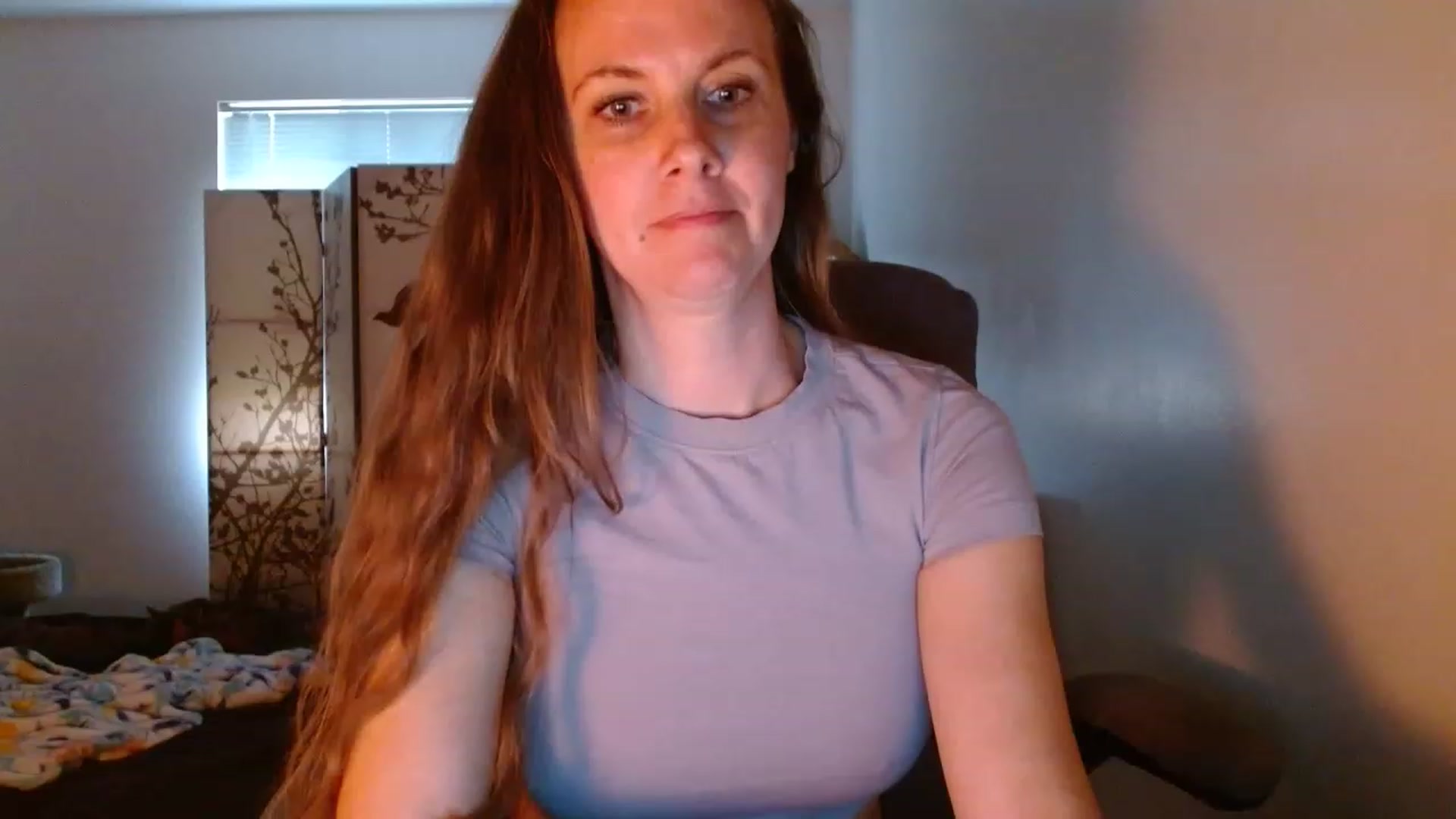 Gallery image thumbnail from LoVe_On__'s myfreecams stream on, 05/22/2023, 01:54 image 18 of 20