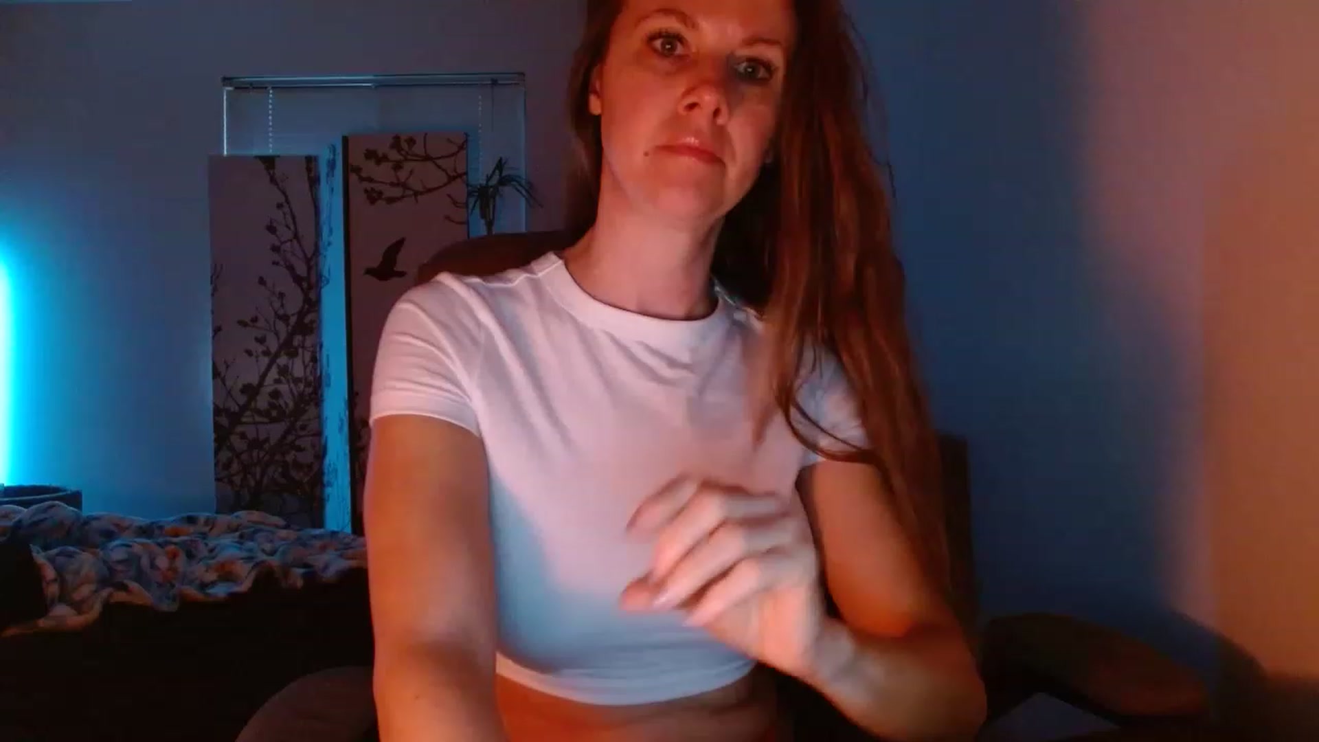 Gallery image thumbnail from LoVe_On__'s myfreecams stream on, 05/27/2023, 12:12 image 2 of 20