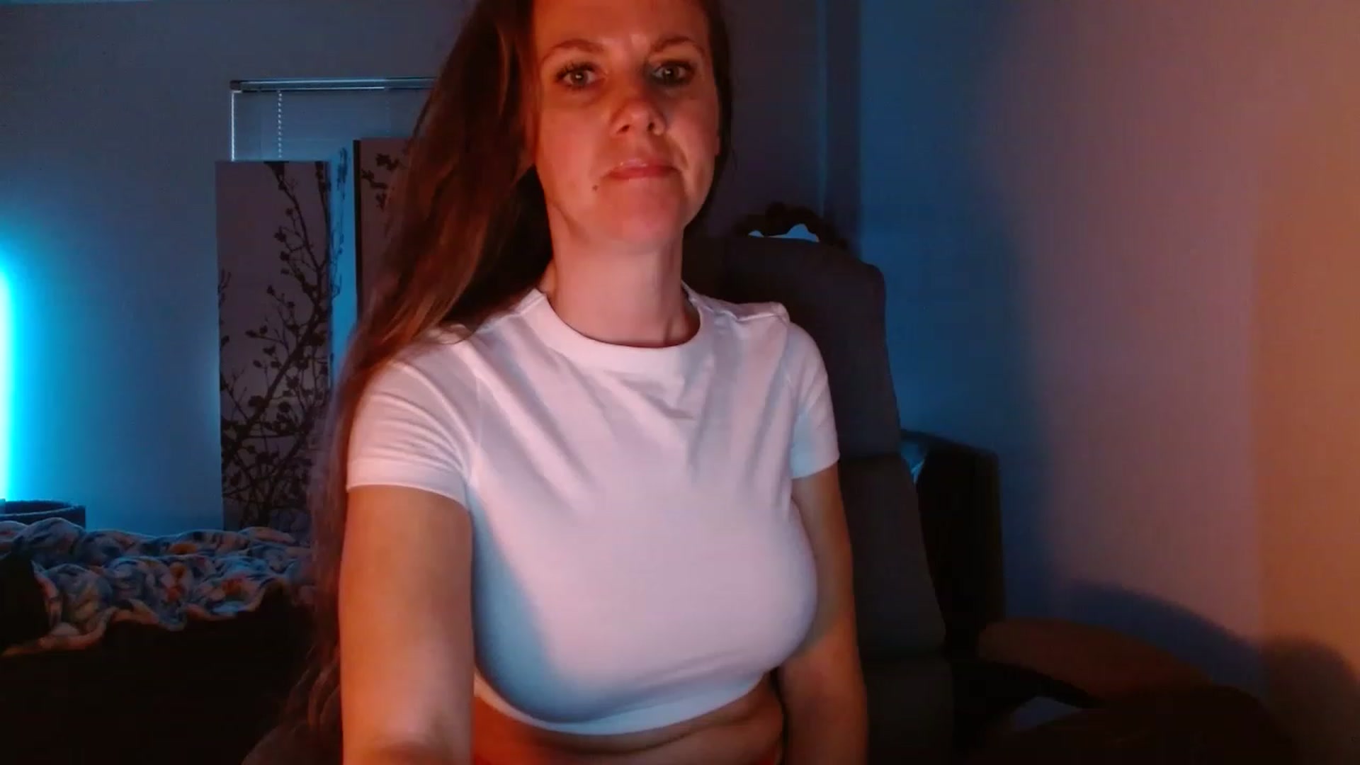 Gallery image thumbnail from LoVe_On__'s myfreecams stream on, 05/27/2023, 12:12 image 6 of 20