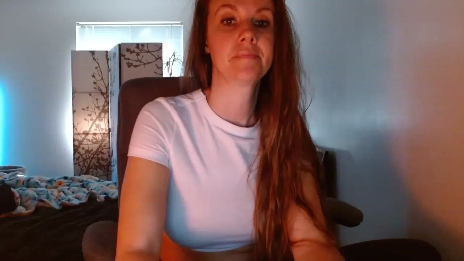 Gallery image thumbnail from LoVe_On__'s myfreecams stream on, 05/27/2023, 13:37 image 10 of 20