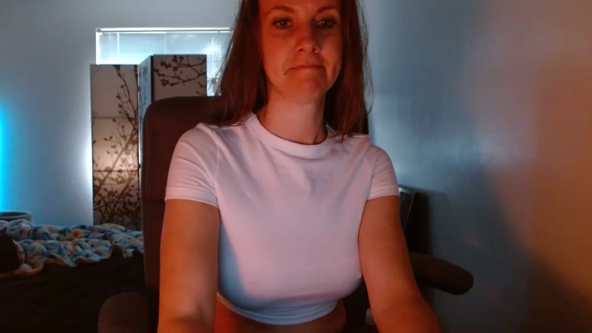 Gallery image thumbnail from LoVe_On__'s myfreecams stream on, 05/27/2023, 13:37 image 6 of 20