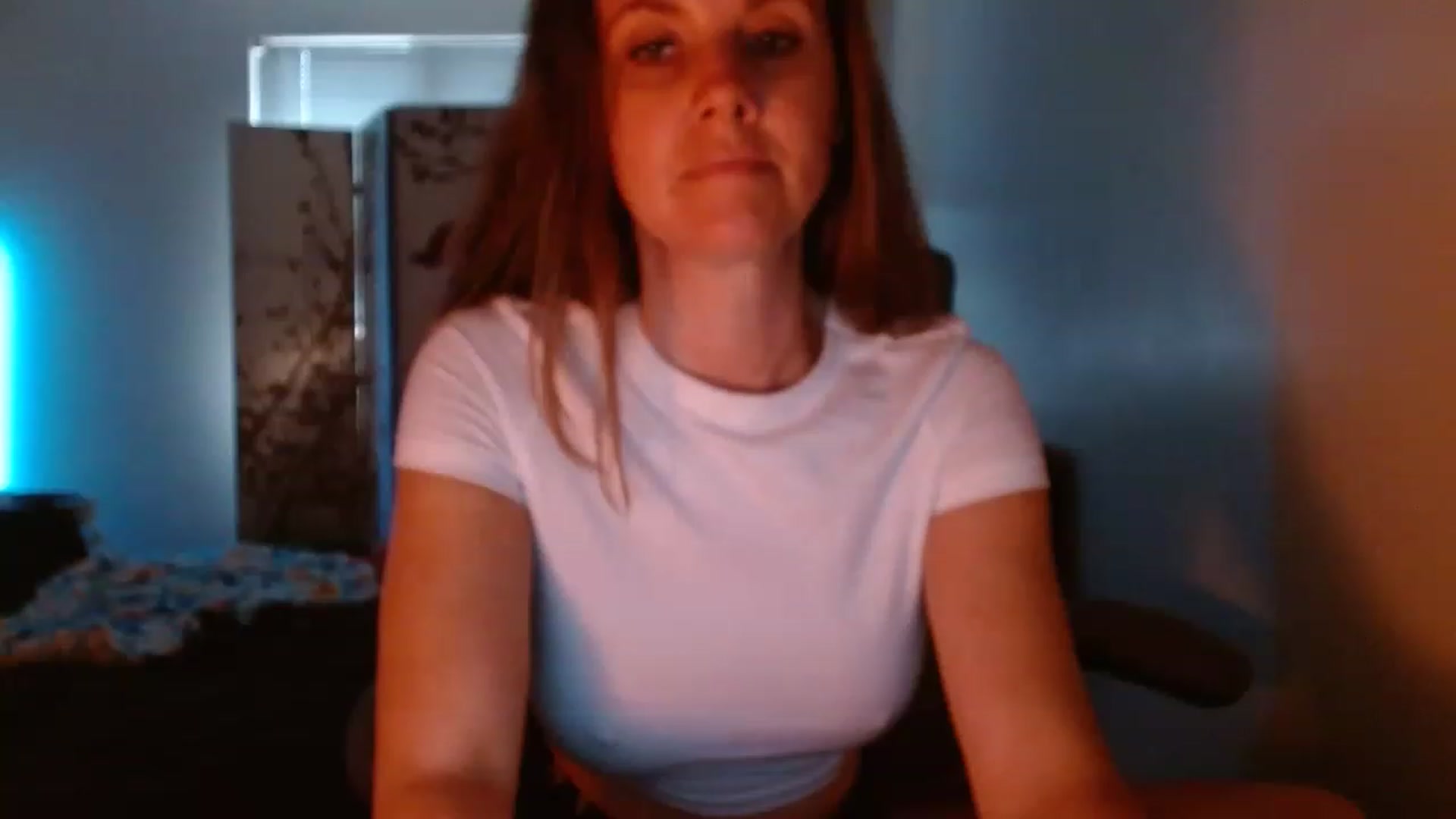 Gallery image thumbnail from LoVe_On__'s myfreecams stream on, 05/27/2023, 19:43 image 8 of 20