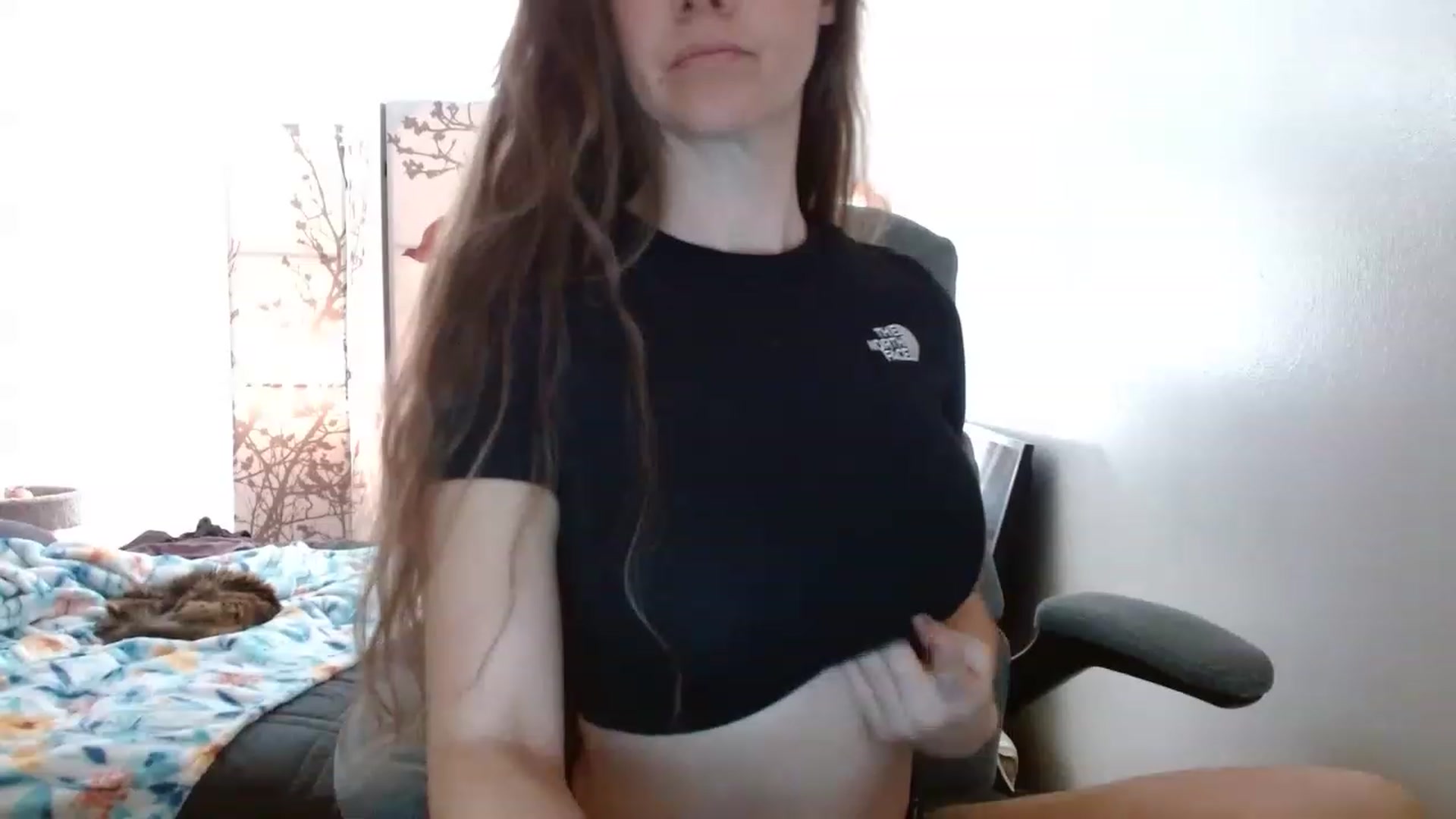 Gallery image thumbnail from LoVe_On__'s myfreecams stream on, 05/29/2023, 15:54 image 14 of 20