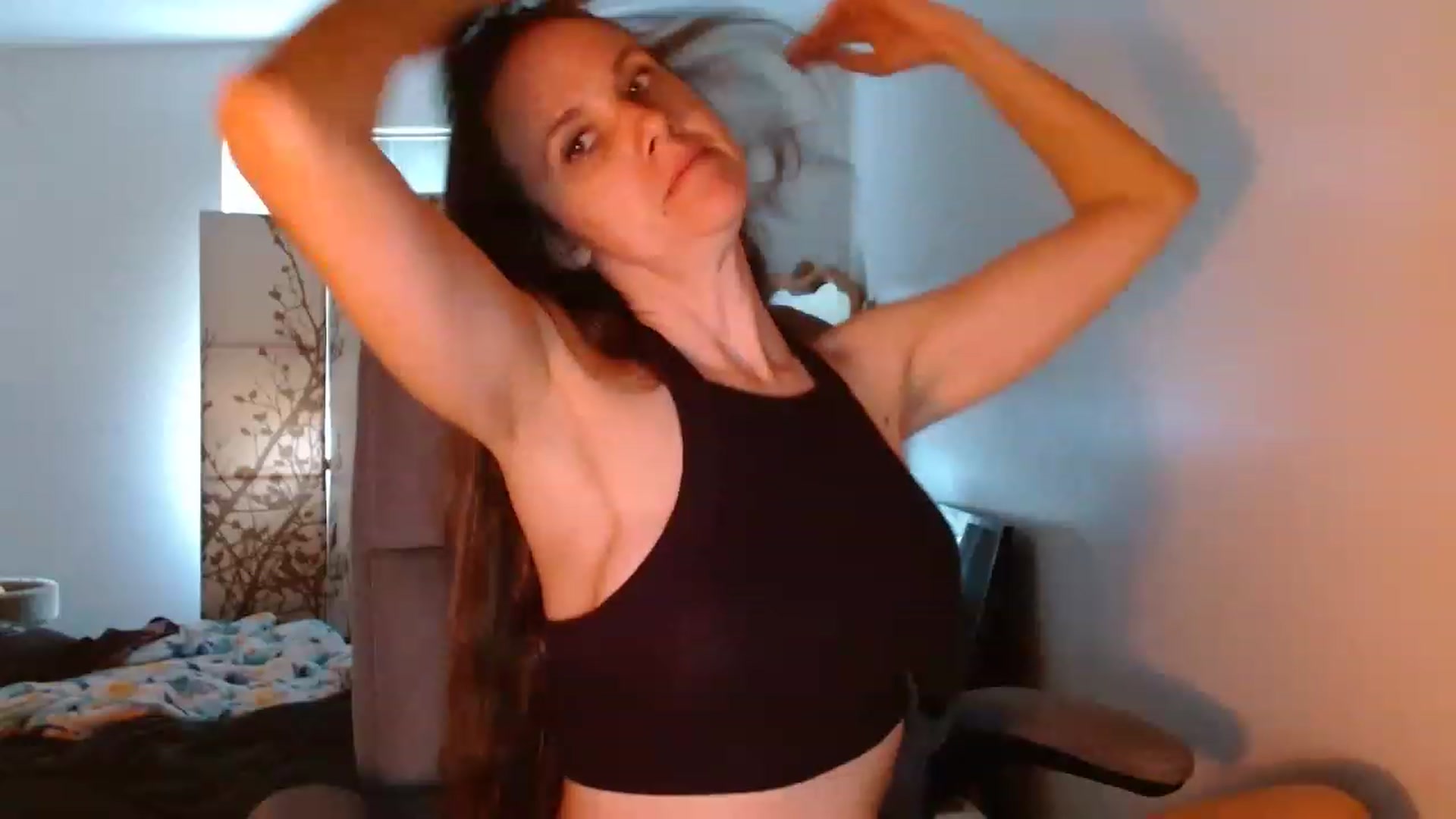 Gallery image thumbnail from LoVe_On__'s myfreecams stream on, 05/30/2023, 14:35 image 17 of 20