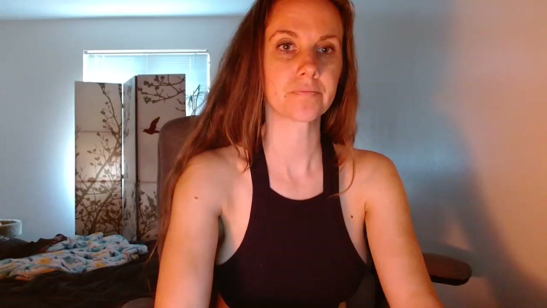 Gallery image thumbnail from LoVe_On__'s myfreecams stream on, 05/30/2023, 14:35 image 8 of 20