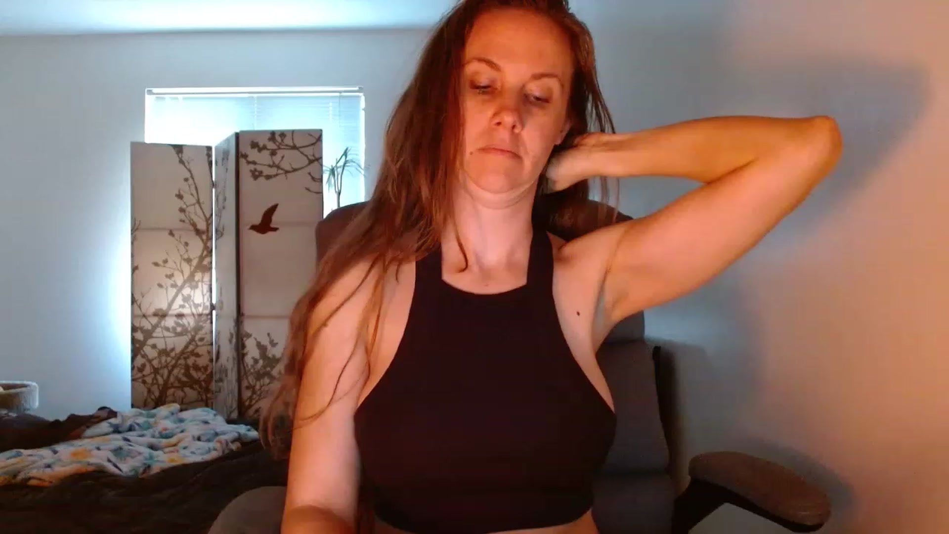 Gallery image thumbnail from LoVe_On__'s myfreecams stream on, 05/30/2023, 14:35 image 4 of 20