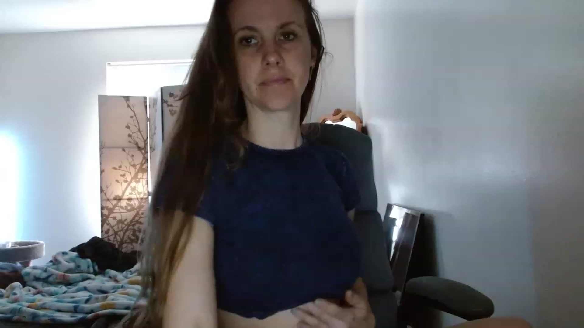 Gallery image thumbnail from LoVe_On__'s myfreecams stream on, 06/03/2023, 15:09 image 15 of 20