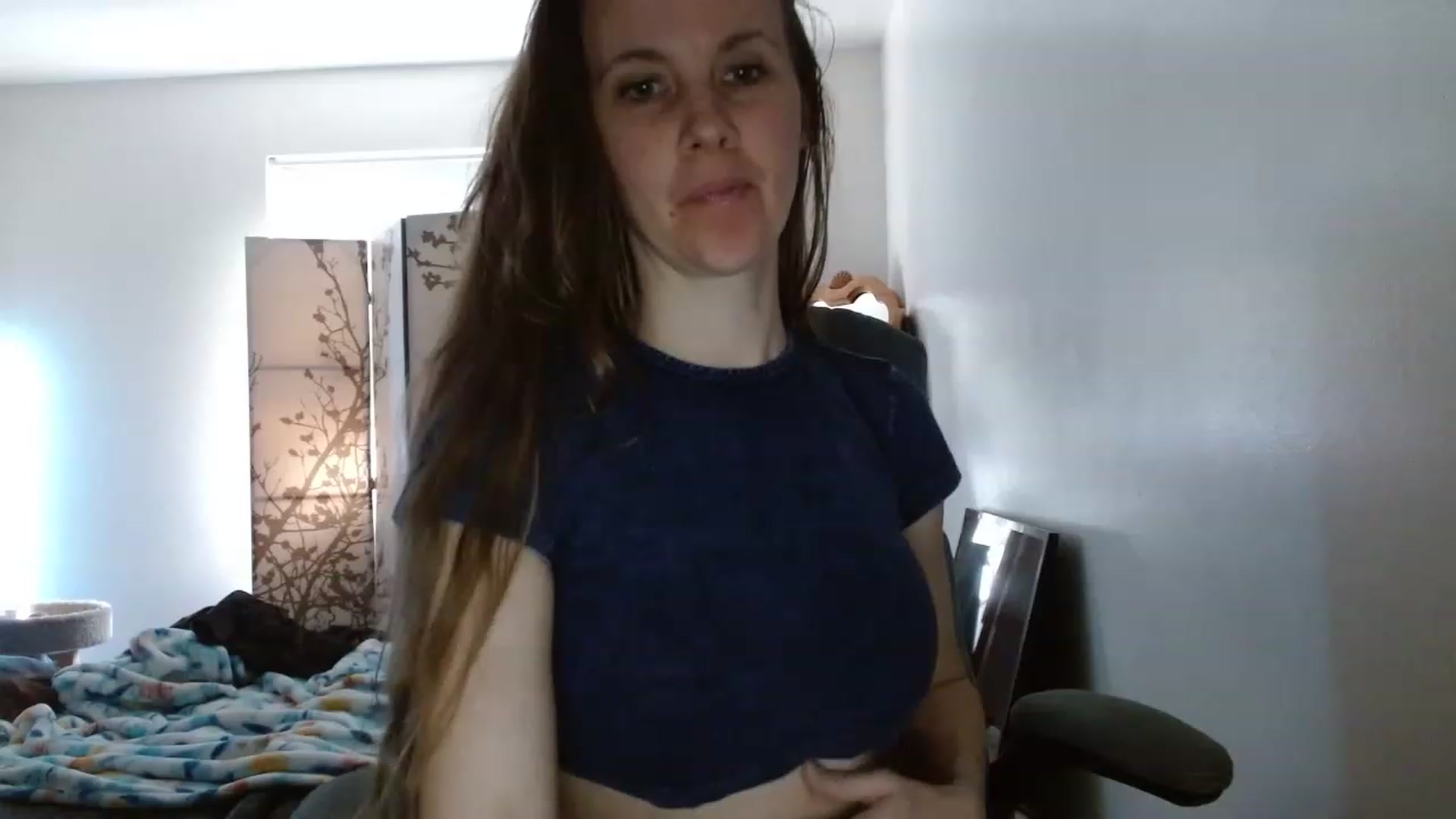 Gallery image thumbnail from LoVe_On__'s myfreecams stream on, 06/03/2023, 15:09 image 17 of 20