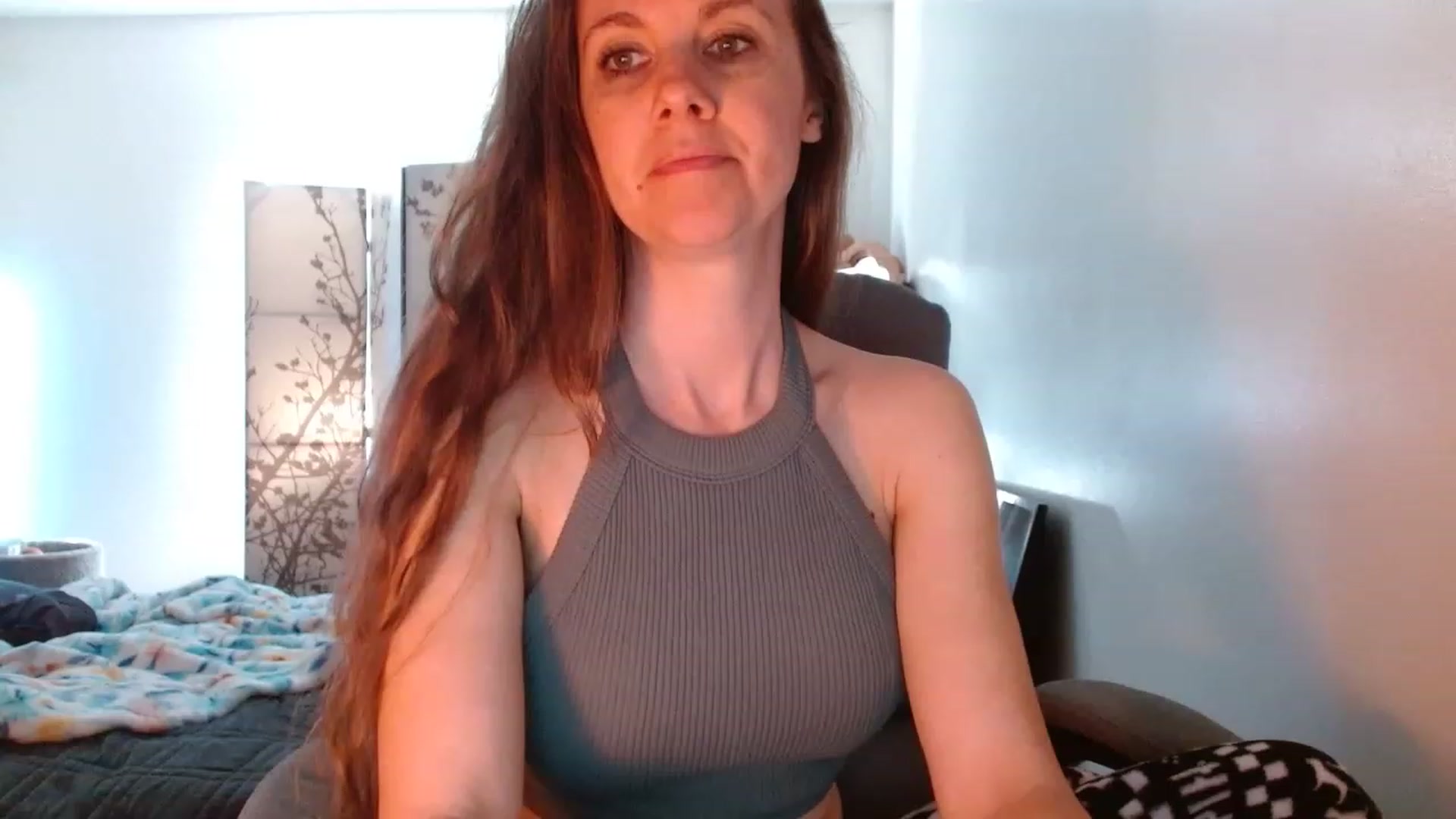 Gallery image thumbnail from LoVe_On__'s myfreecams stream on, 06/04/2023, 16:18 image 5 of 20
