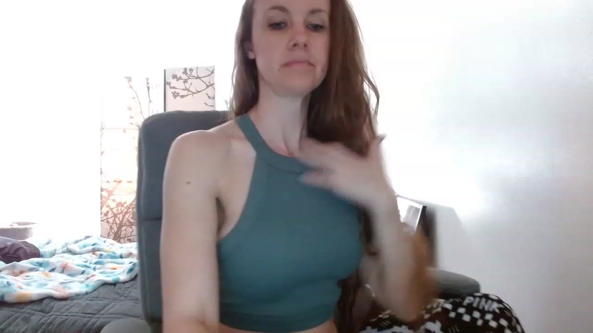 Gallery image thumbnail from LoVe_On__'s myfreecams stream on, 06/04/2023, 16:18 image 11 of 20
