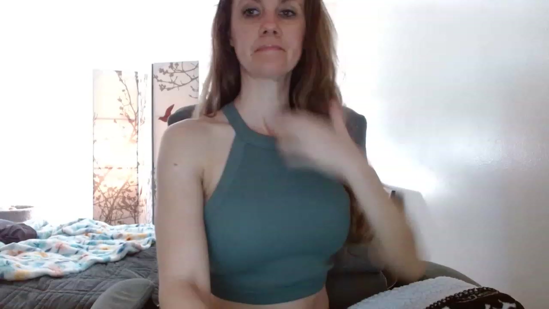Gallery image thumbnail from LoVe_On__'s myfreecams stream on, 06/04/2023, 16:18 image 19 of 20