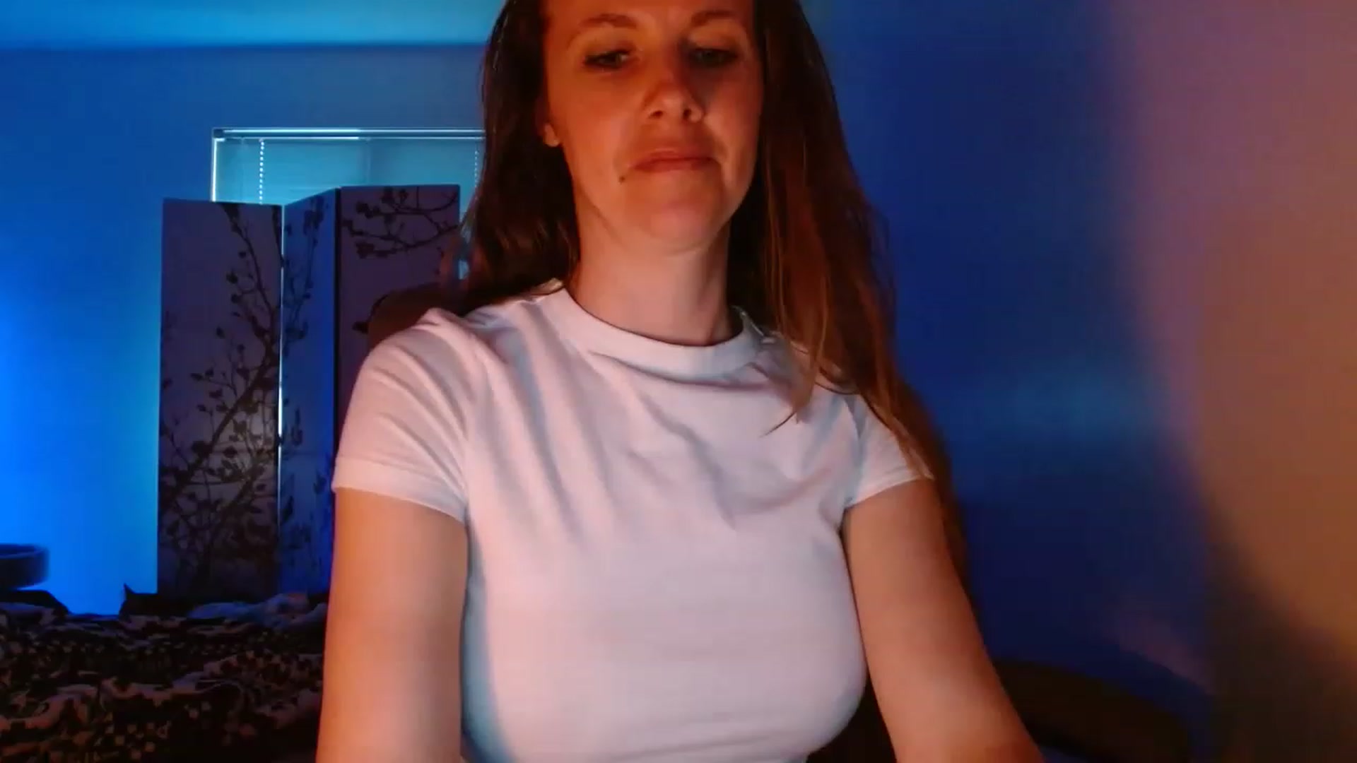 Gallery image thumbnail from LoVe_On__'s myfreecams stream on, 06/09/2023, 13:24 image 13 of 20