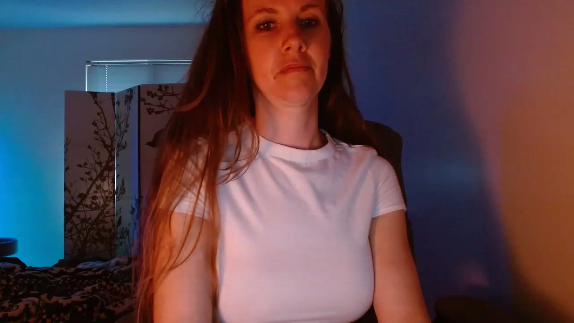 Gallery image thumbnail from LoVe_On__'s myfreecams stream on, 06/09/2023, 13:24 image 8 of 20