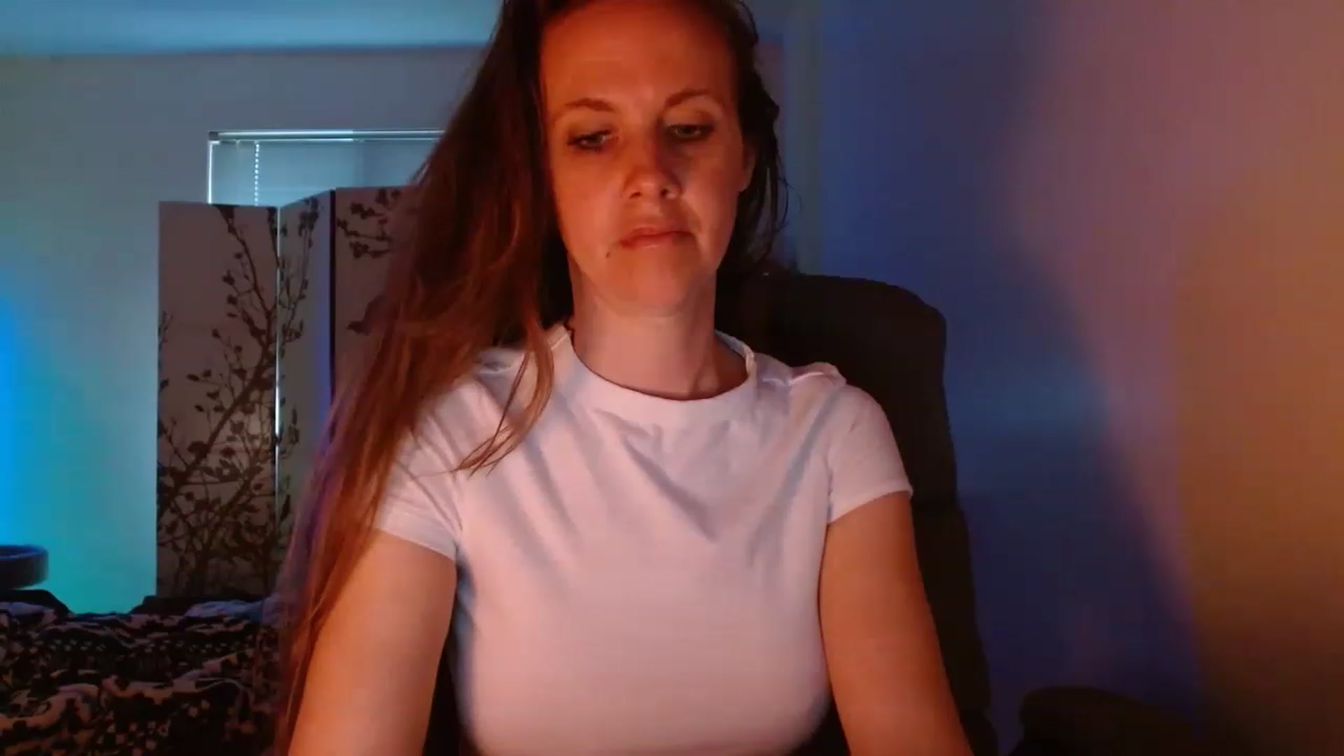 Gallery image thumbnail from LoVe_On__'s myfreecams stream on, 06/09/2023, 13:24 image 9 of 20