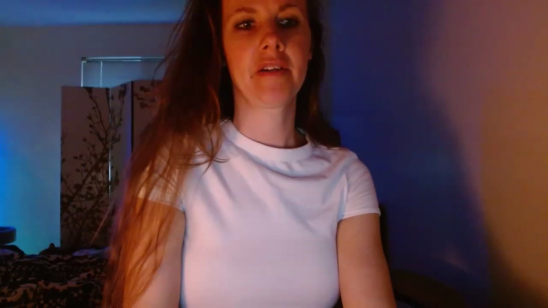 Gallery image thumbnail from LoVe_On__'s myfreecams stream on, 06/09/2023, 13:24 image 5 of 20