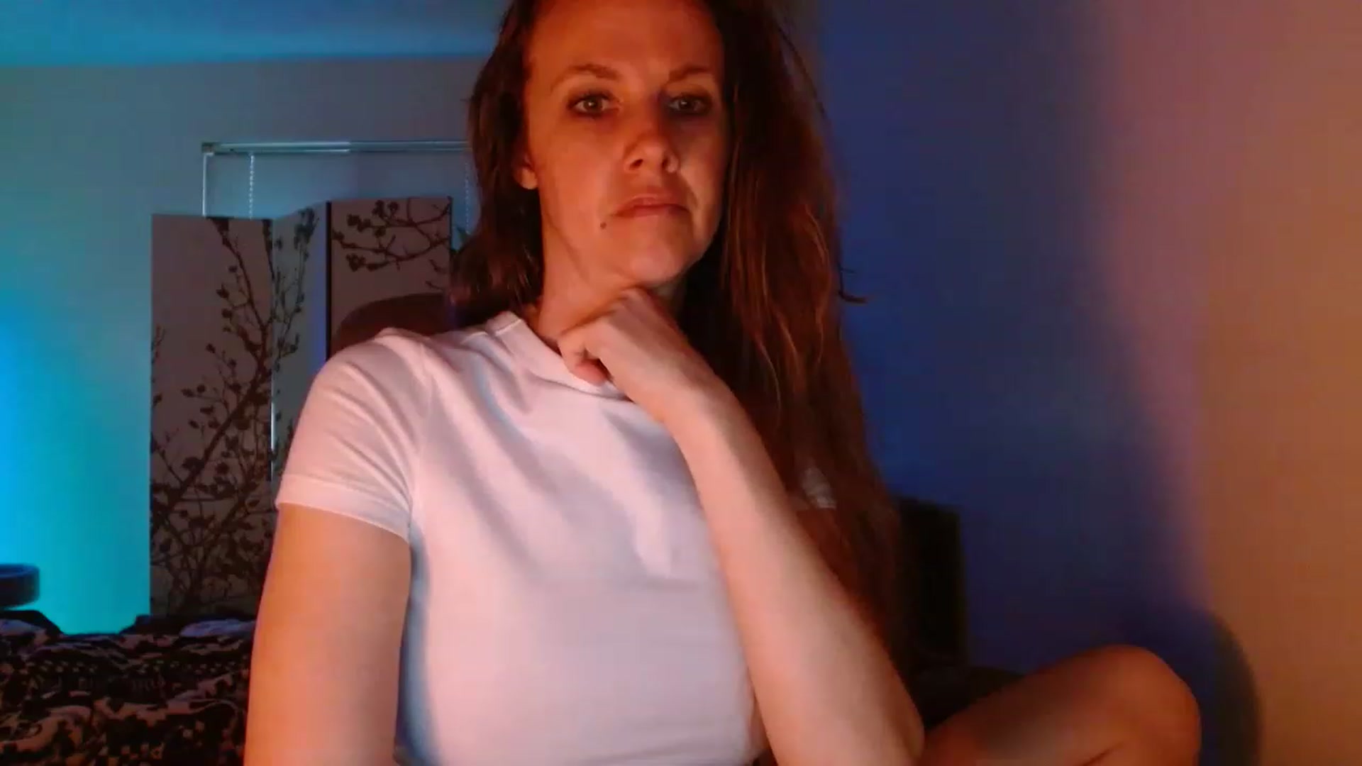 Gallery image thumbnail from LoVe_On__'s myfreecams stream on, 06/09/2023, 13:24 image 4 of 20