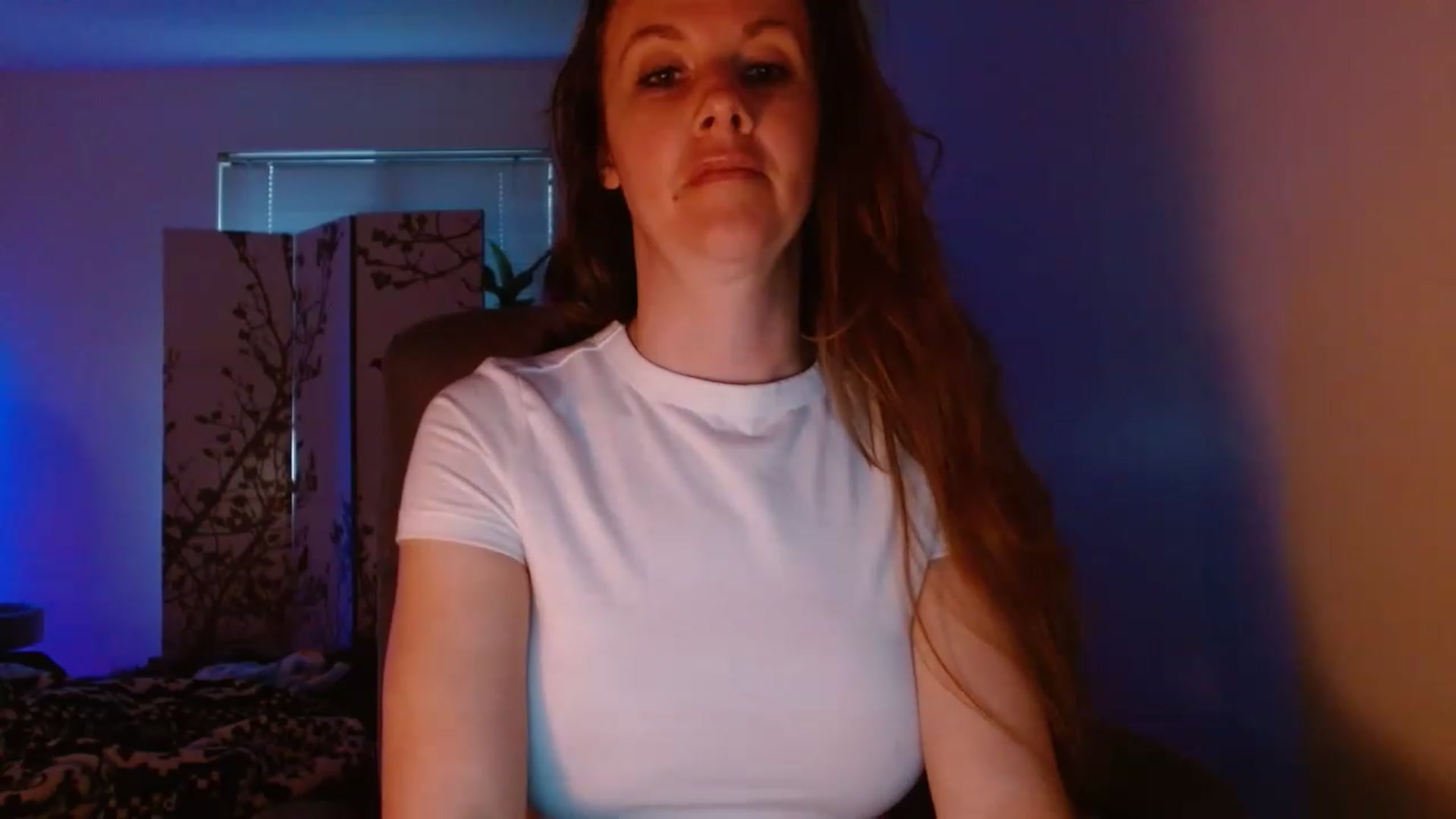 Gallery image thumbnail from LoVe_On__'s myfreecams stream on, 06/09/2023, 13:24 image 6 of 20