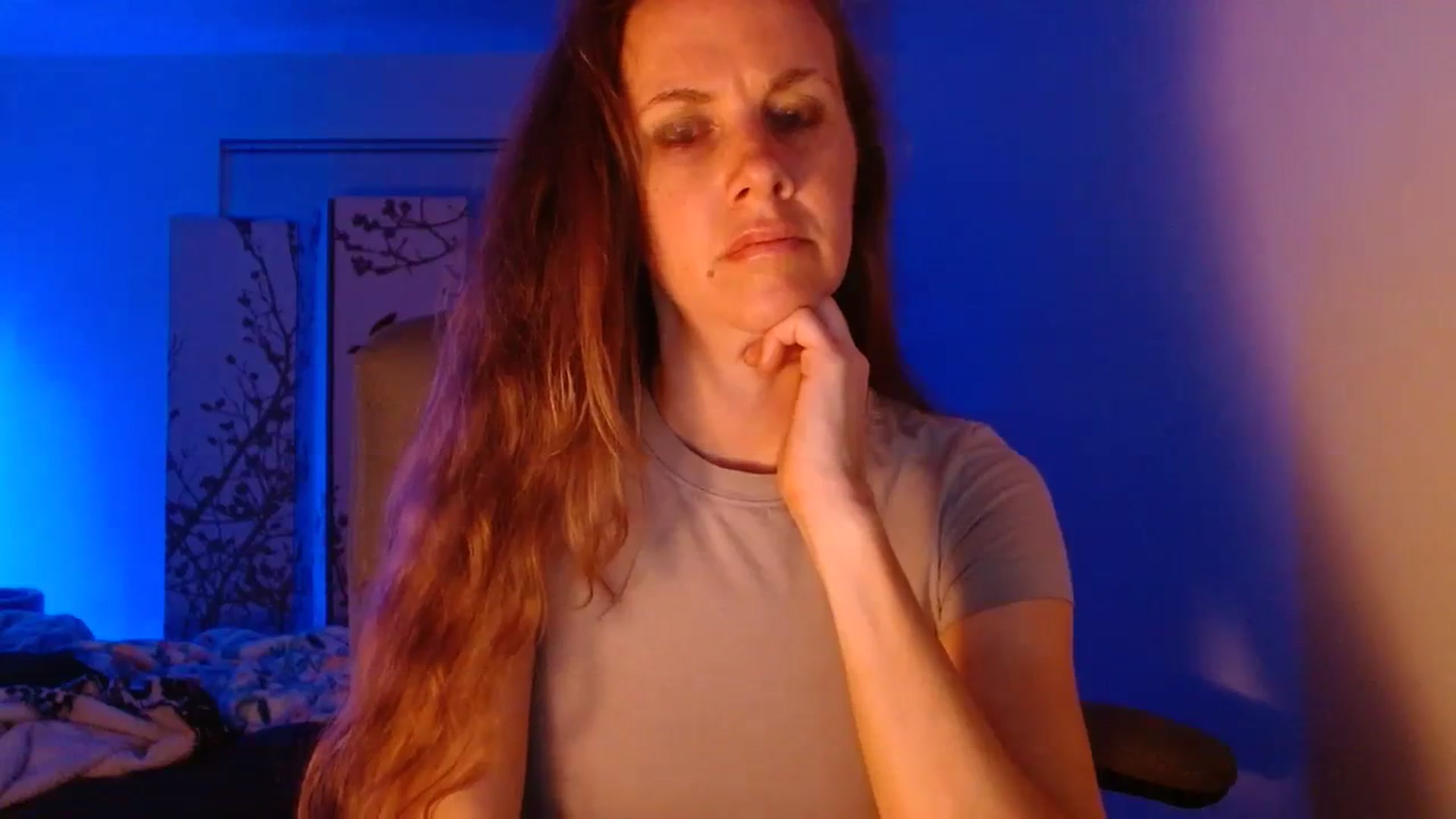 Gallery image thumbnail from LoVe_On__'s myfreecams stream on, 06/10/2023, 09:02 image 17 of 20