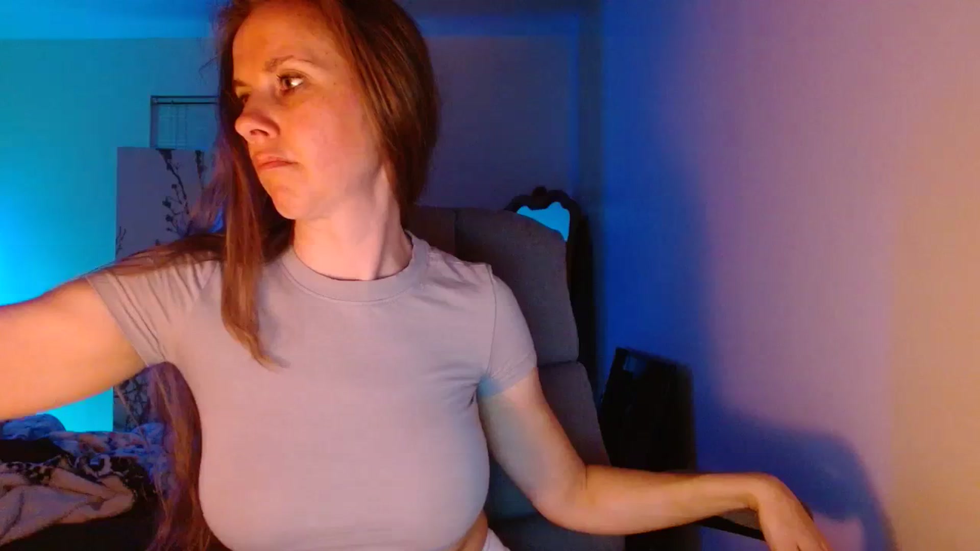 Gallery image thumbnail from LoVe_On__'s myfreecams stream on, 06/10/2023, 09:02 image 20 of 20