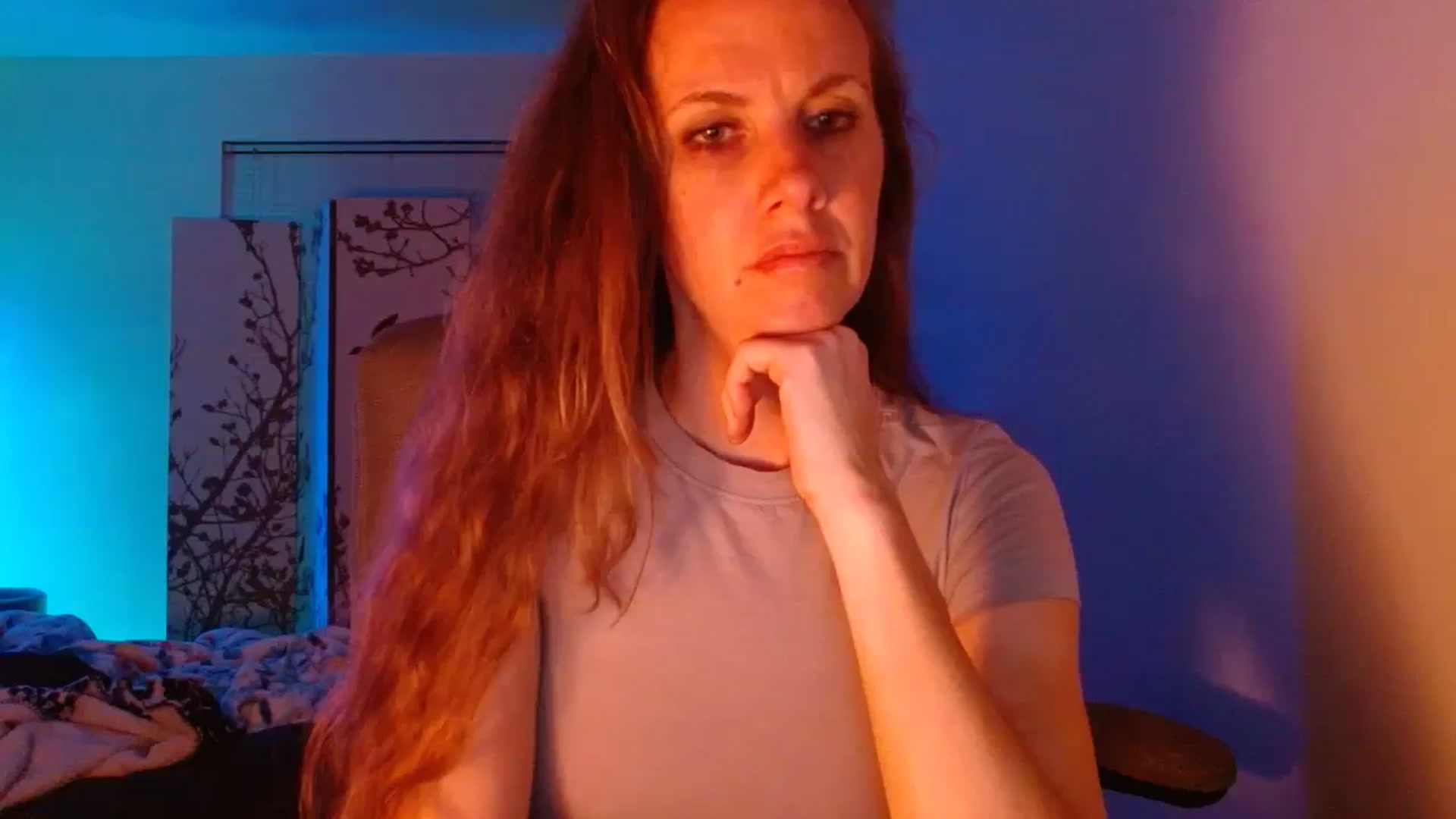 Gallery image thumbnail from LoVe_On__'s myfreecams stream on, 06/10/2023, 09:02 image 16 of 20