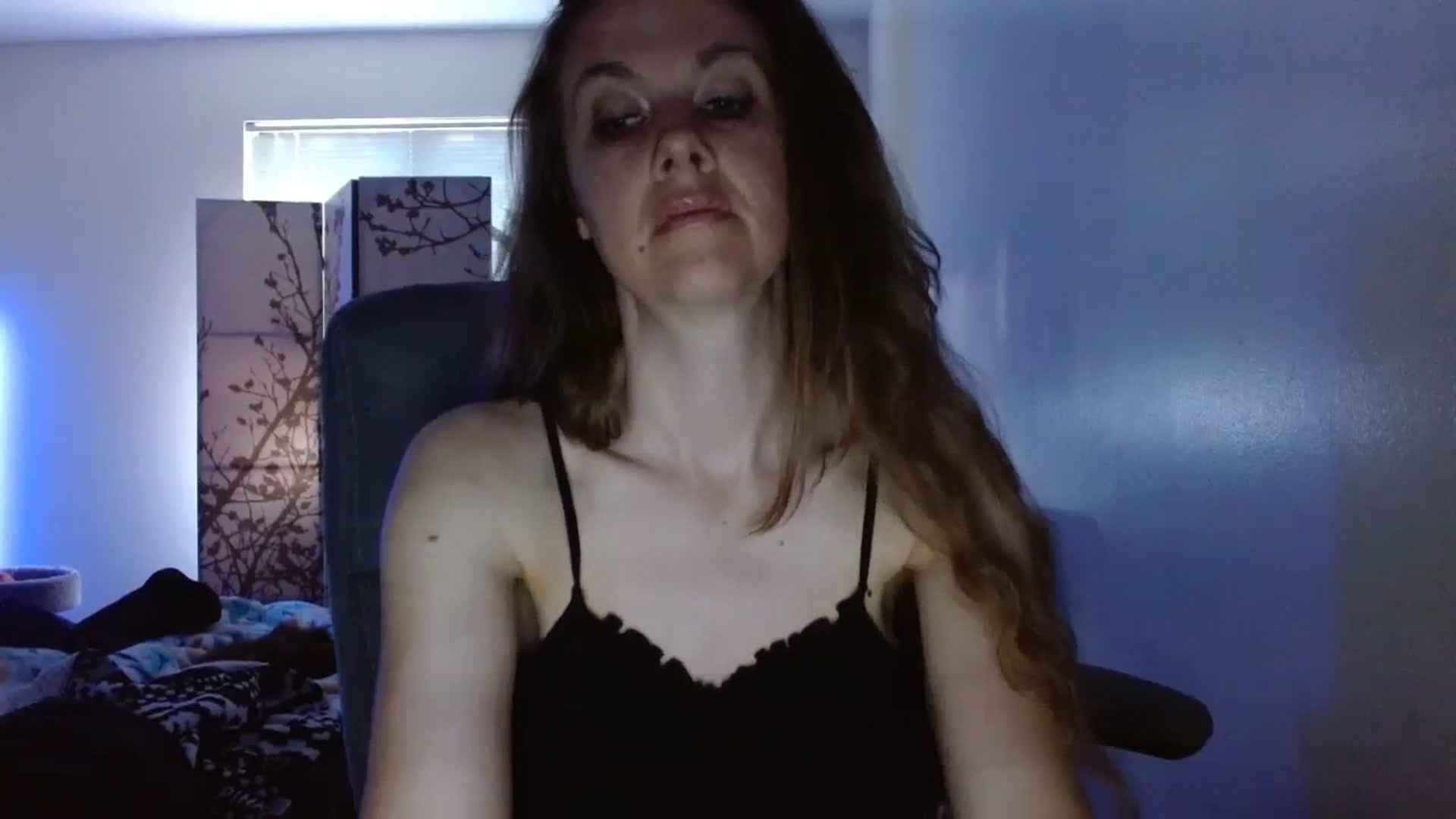 Gallery image thumbnail from LoVe_On__'s myfreecams stream on, 06/10/2023, 14:13 image 6 of 20
