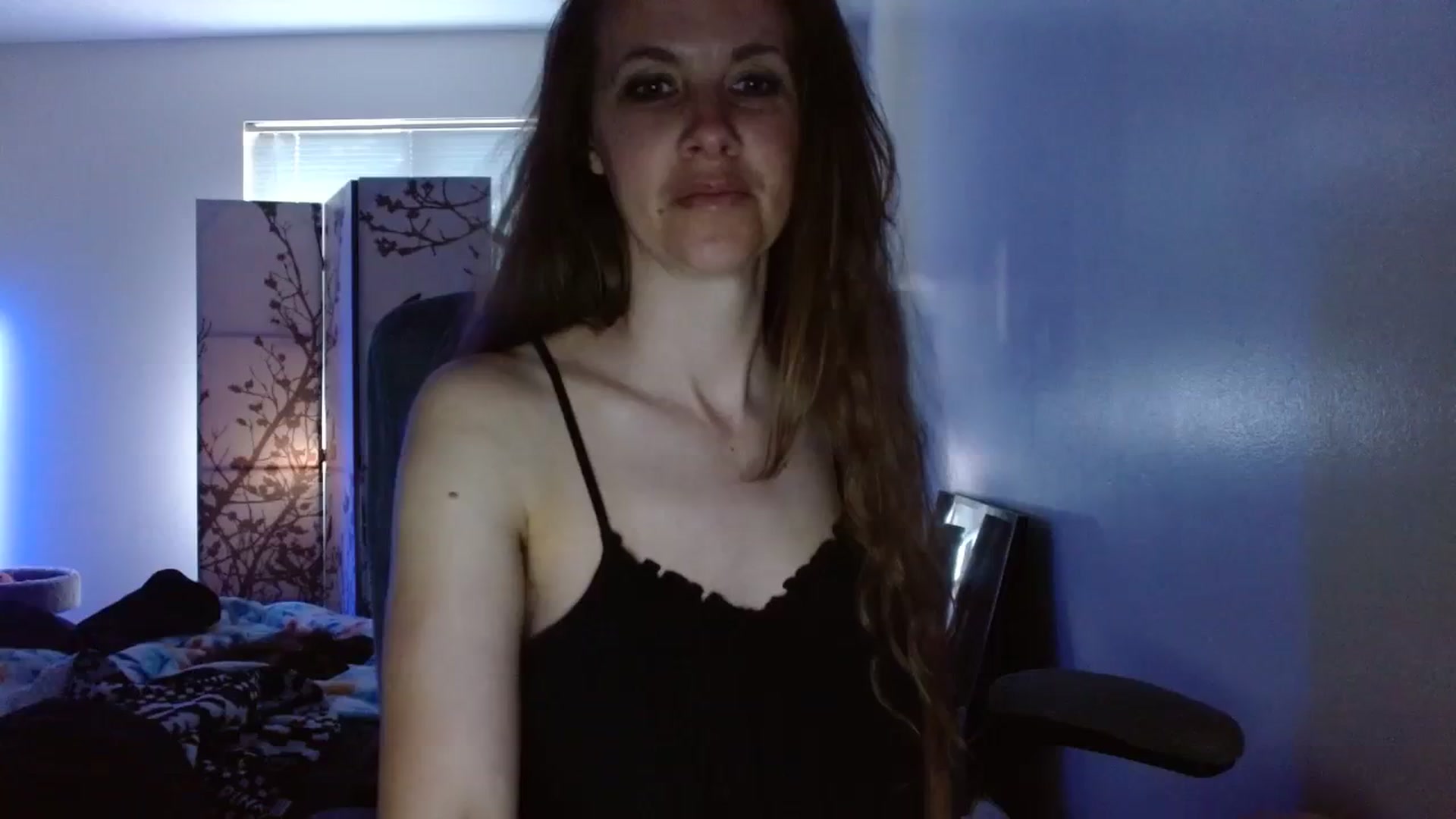 Gallery image thumbnail from LoVe_On__'s myfreecams stream on, 06/10/2023, 14:13 image 1 of 20