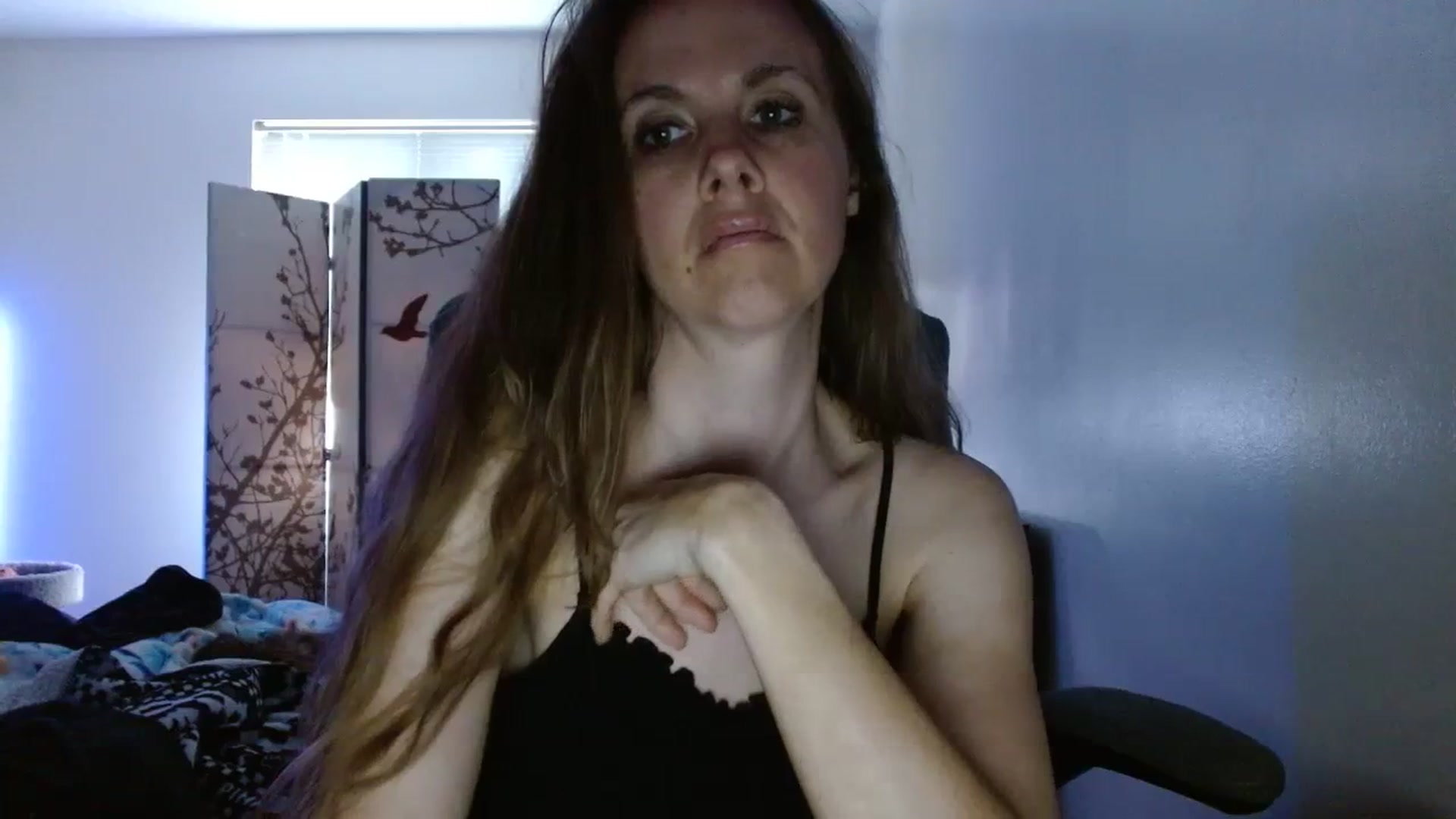 Gallery image thumbnail from LoVe_On__'s myfreecams stream on, 06/10/2023, 14:51 image 10 of 20