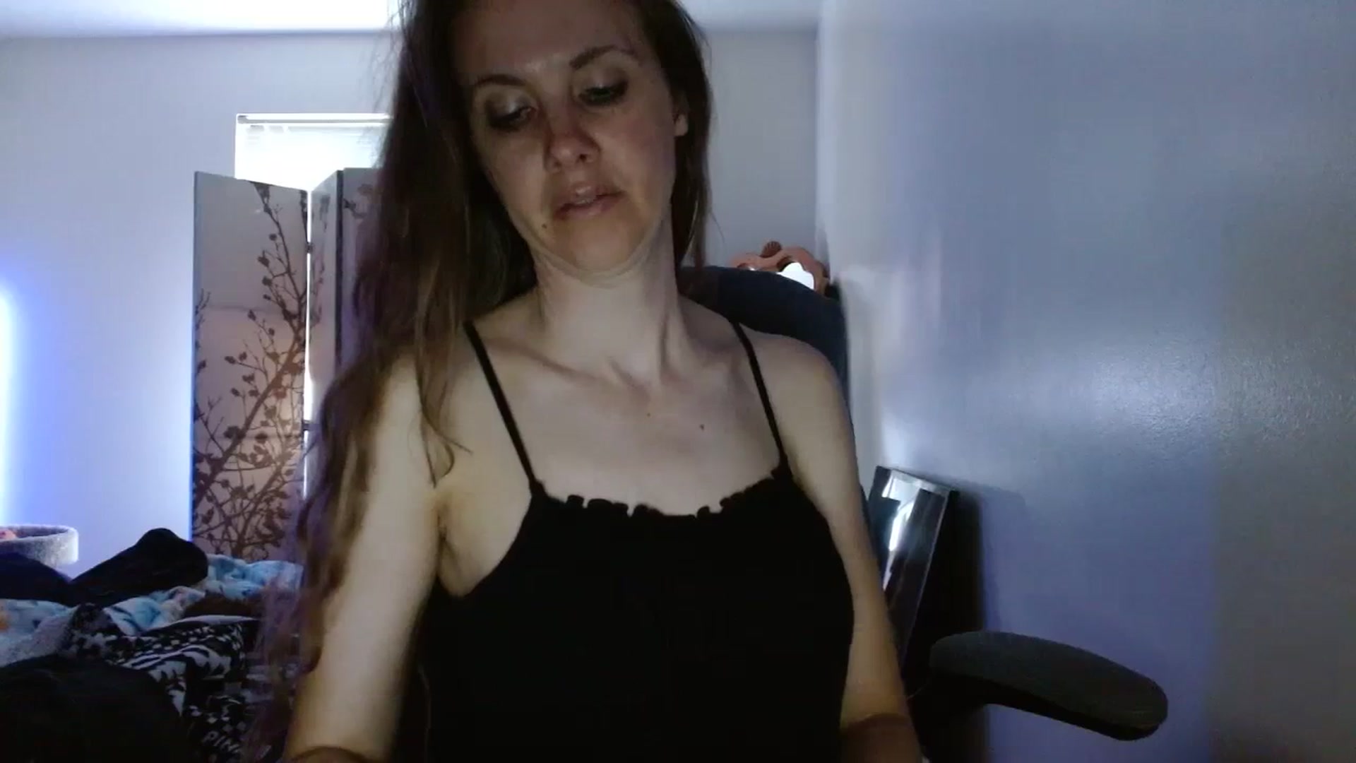 Gallery image thumbnail from LoVe_On__'s myfreecams stream on, 06/10/2023, 14:51 image 18 of 20