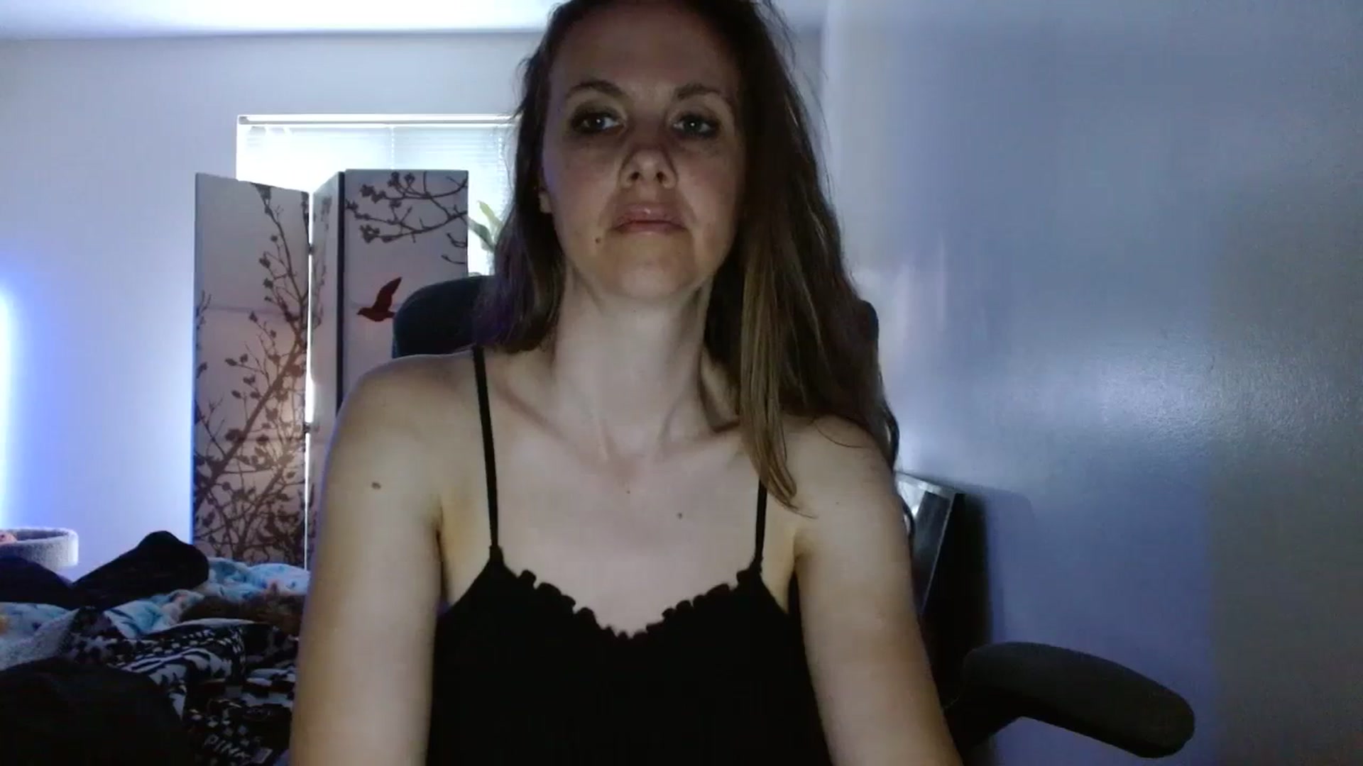 Gallery image thumbnail from LoVe_On__'s myfreecams stream on, 06/10/2023, 14:51 image 11 of 20