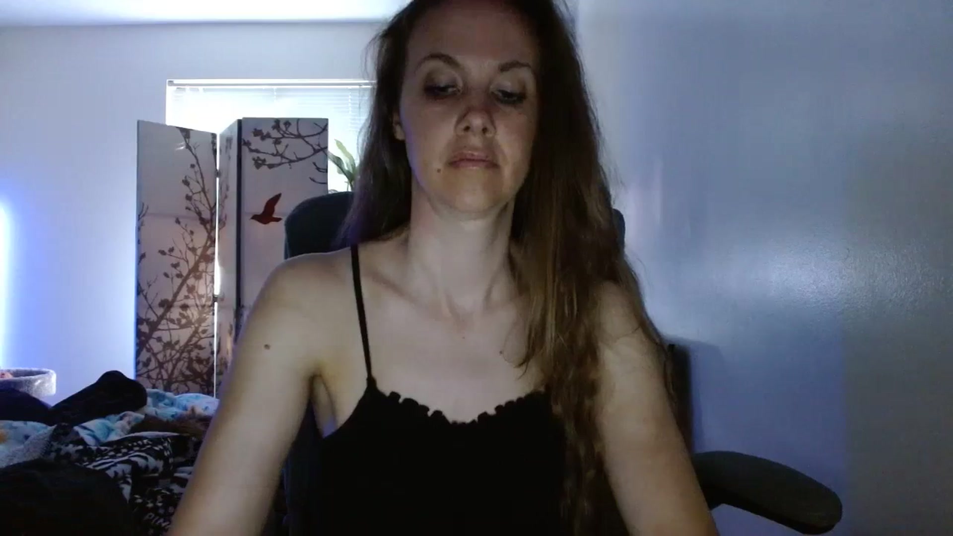 Gallery image thumbnail from LoVe_On__'s myfreecams stream on, 06/10/2023, 14:51 image 17 of 20