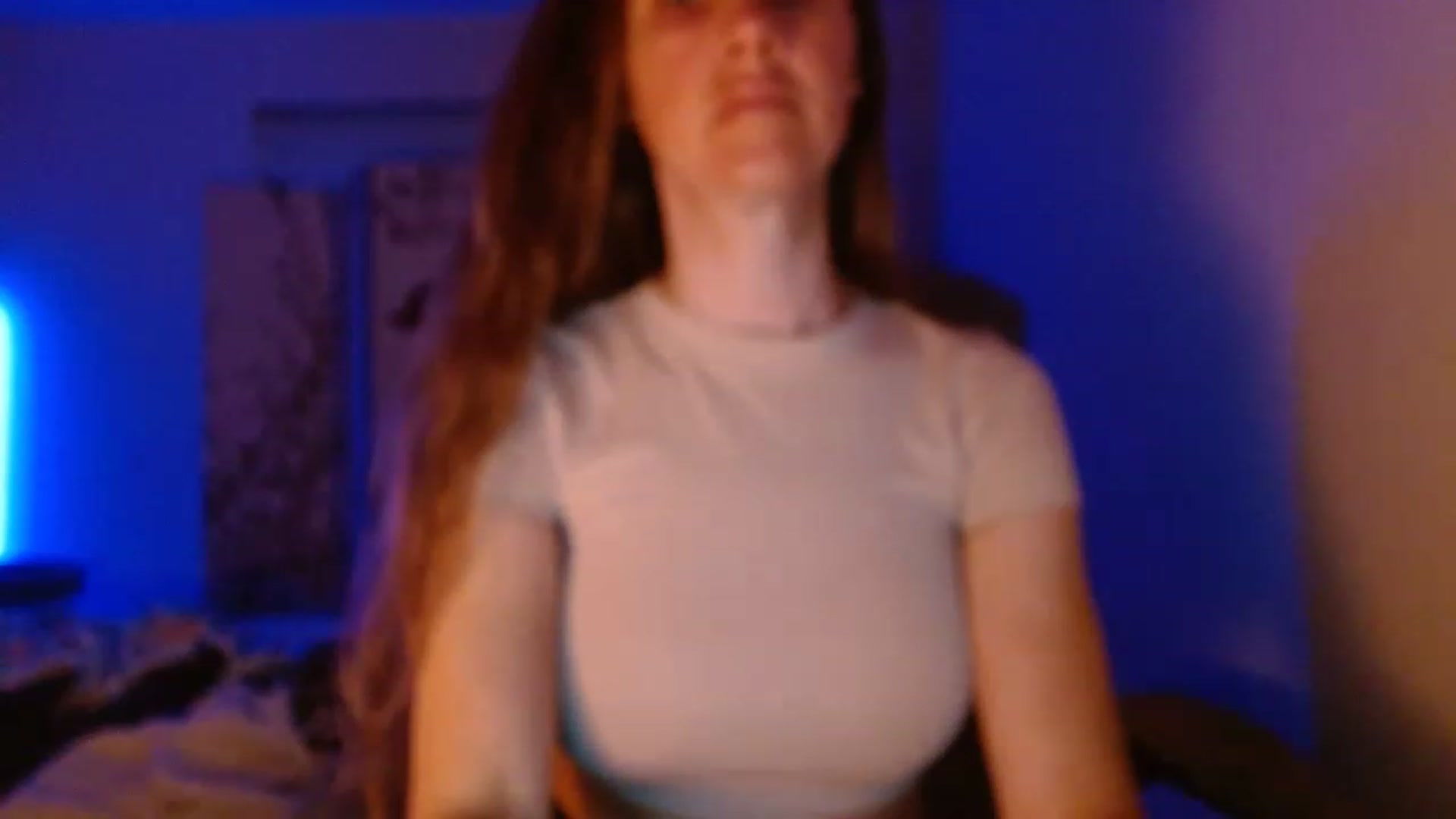 Gallery image thumbnail from LoVe_On__'s myfreecams stream on, 06/11/2023, 11:26 image 19 of 20