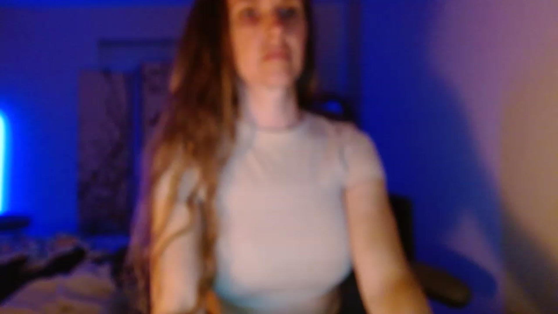 Gallery image thumbnail from LoVe_On__'s myfreecams stream on, 06/11/2023, 11:53 image 6 of 20