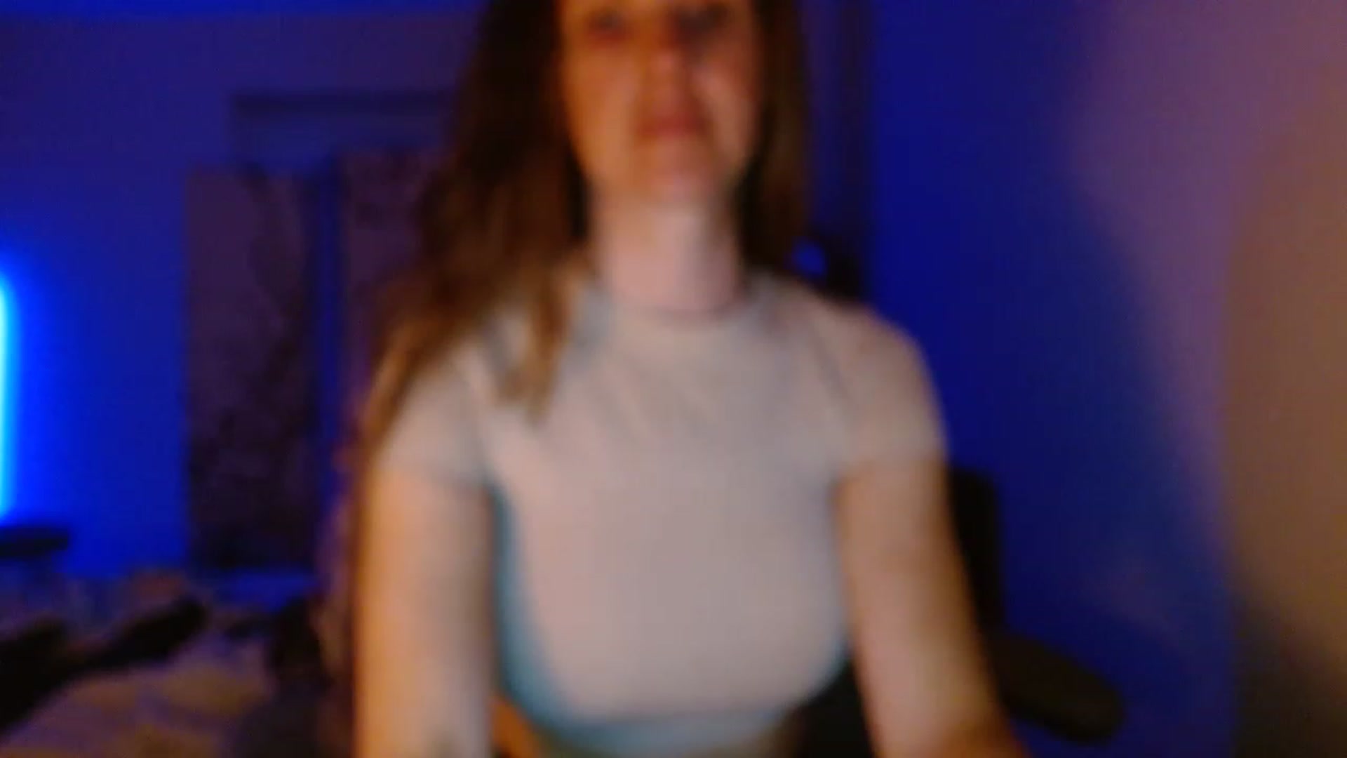 Gallery image thumbnail from LoVe_On__'s myfreecams stream on, 06/11/2023, 11:53 image 2 of 20