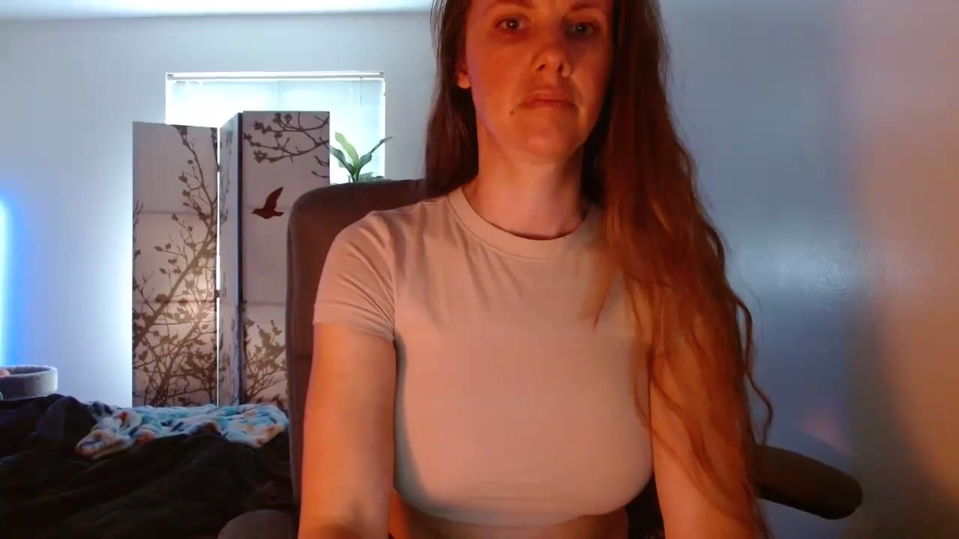 Gallery image thumbnail from LoVe_On__'s myfreecams stream on, 06/11/2023, 15:17 image 9 of 20