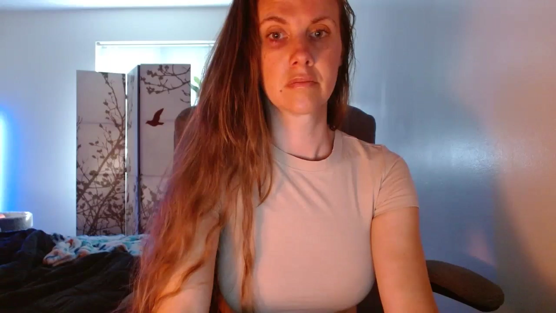 Gallery image thumbnail from LoVe_On__'s myfreecams stream on, 06/11/2023, 15:17 image 17 of 20