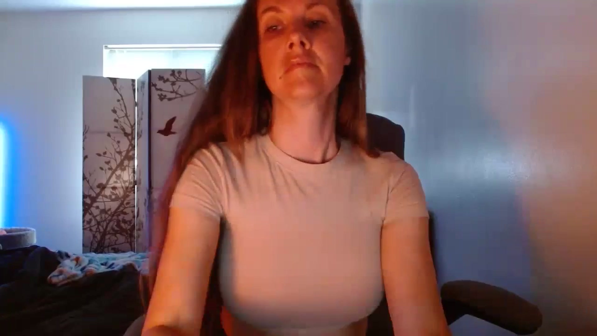 Gallery image thumbnail from LoVe_On__'s myfreecams stream on, 06/11/2023, 15:17 image 13 of 20
