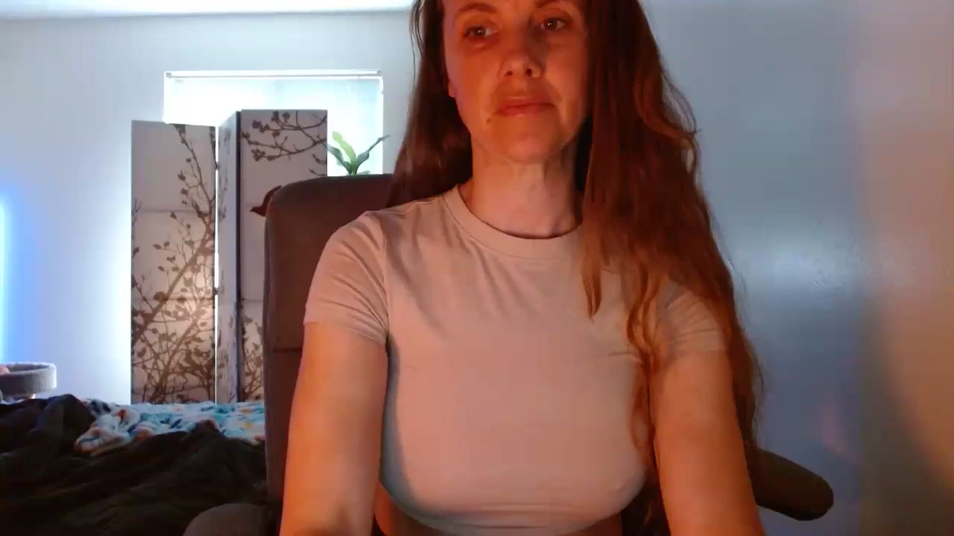 Gallery image thumbnail from LoVe_On__'s myfreecams stream on, 06/11/2023, 15:42 image 16 of 20