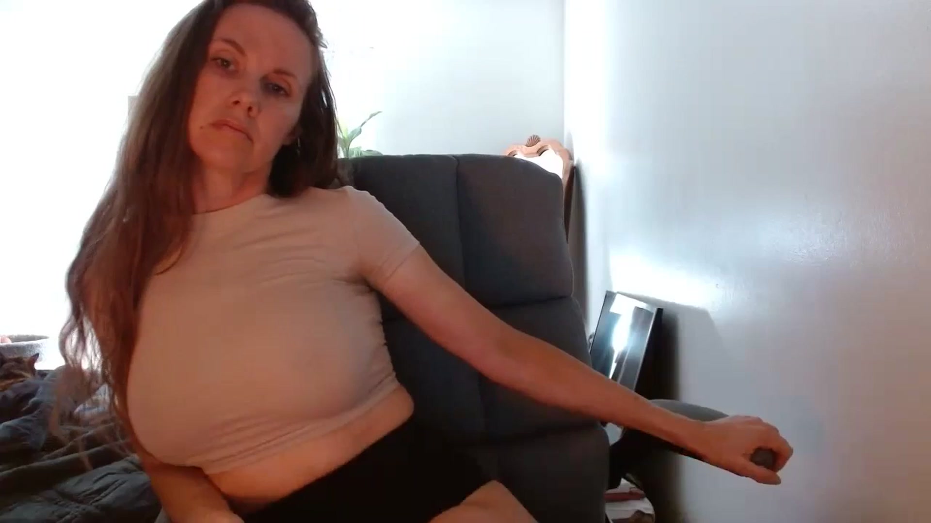Gallery image thumbnail from LoVe_On__'s myfreecams stream on, 06/11/2023, 16:26 image 10 of 20