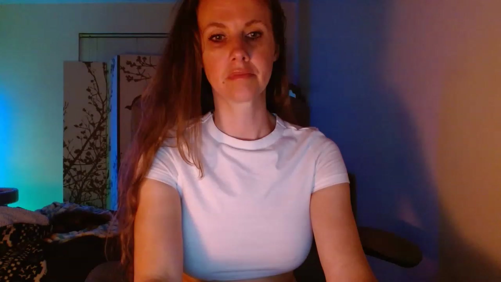 Gallery image thumbnail from LoVe_On__'s myfreecams stream on, 06/12/2023, 08:46 image 19 of 20