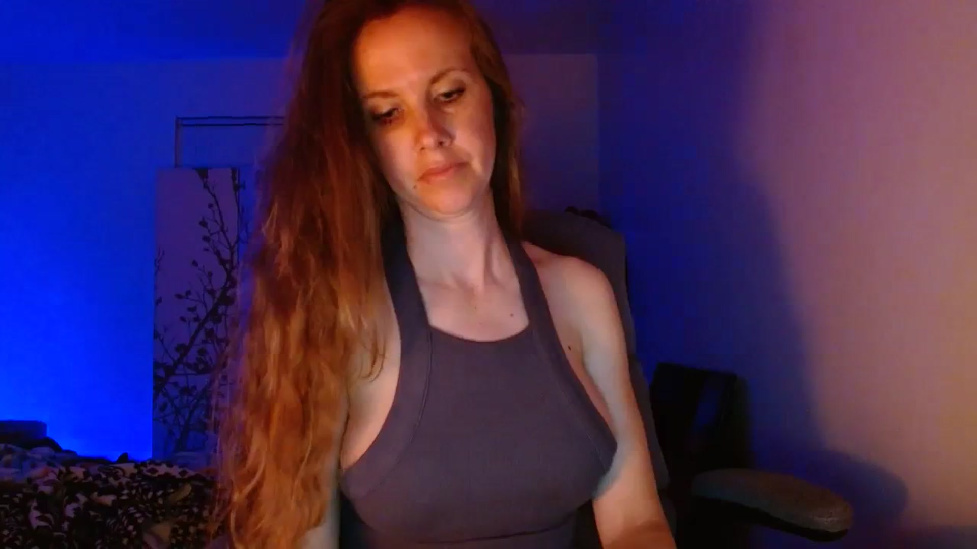 Gallery image thumbnail from LoVe_On__'s myfreecams stream on, 06/14/2023, 08:04 image 3 of 20