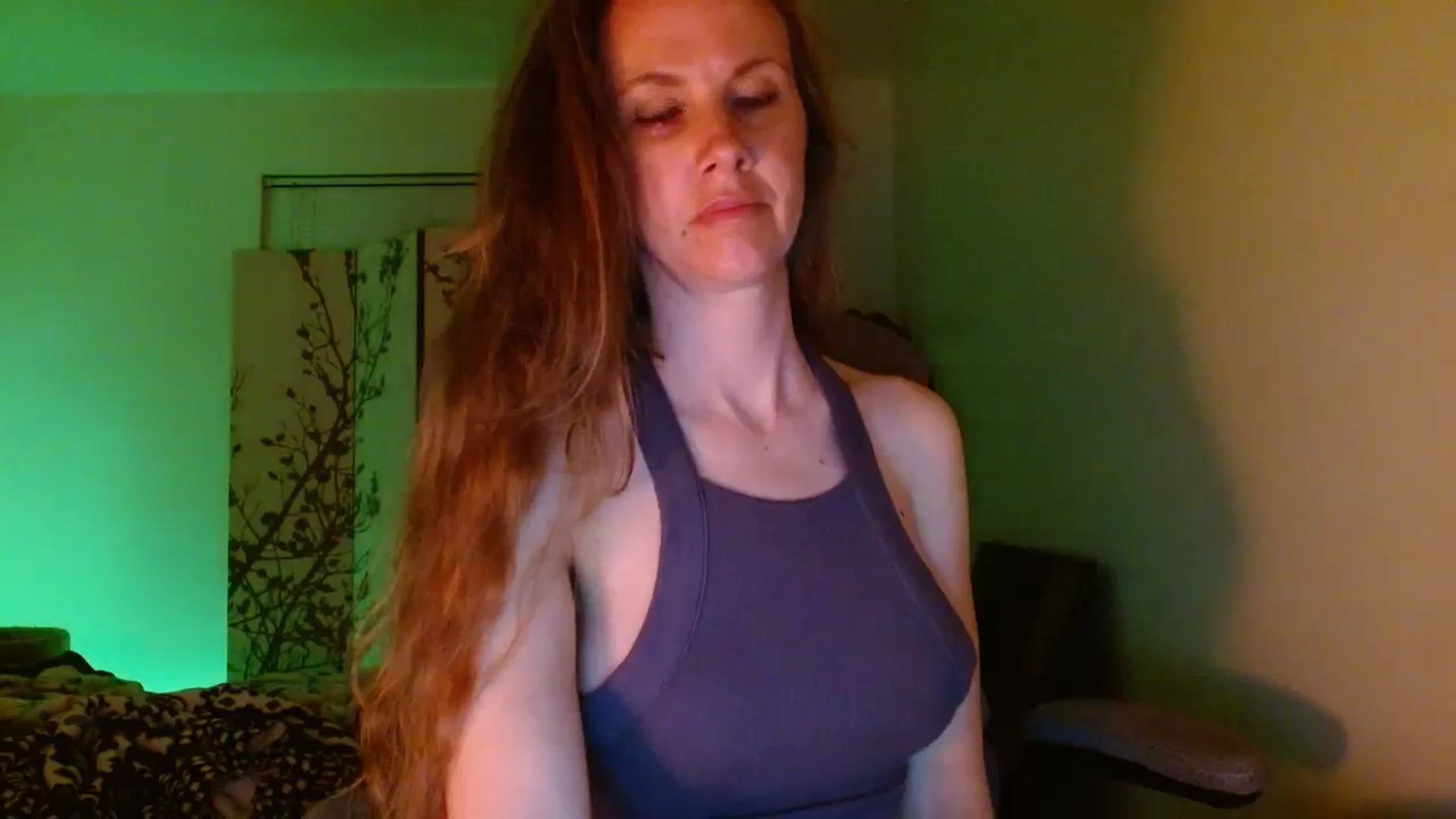 Gallery image thumbnail from LoVe_On__'s myfreecams stream on, 06/14/2023, 08:04 image 15 of 20