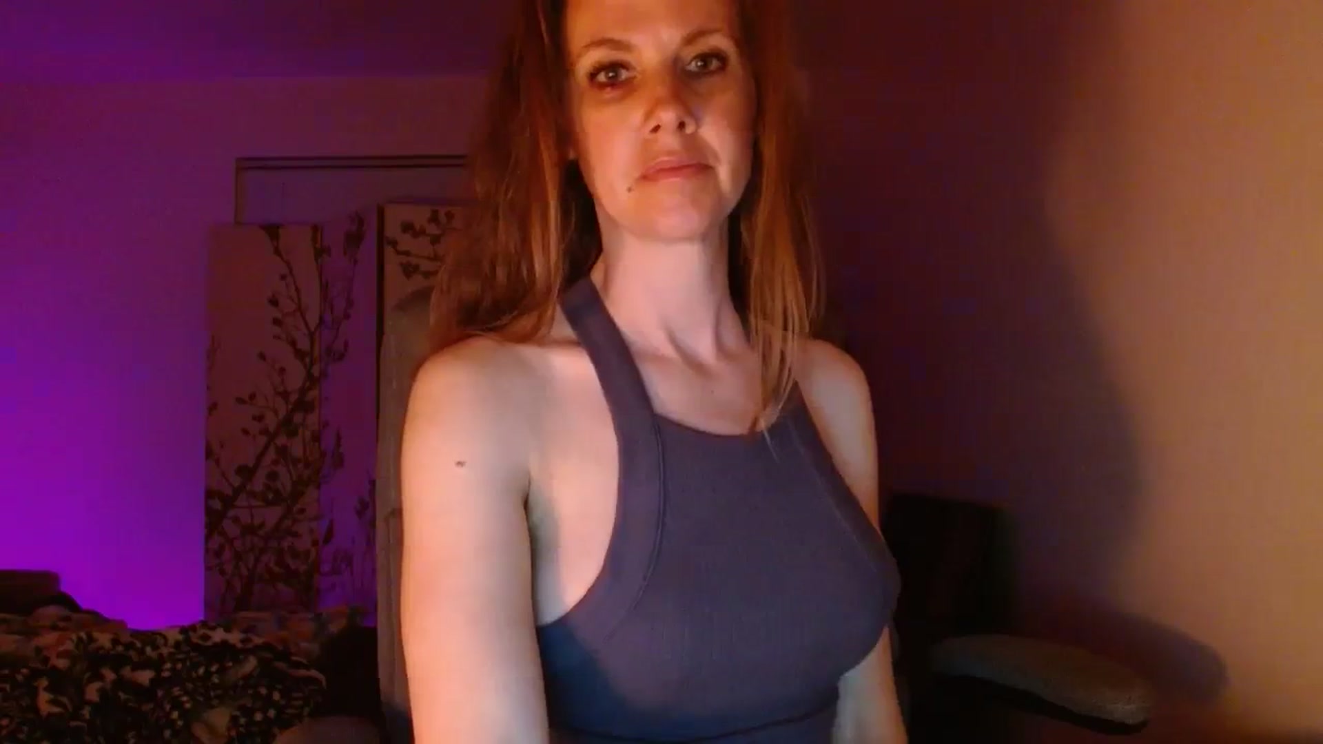Gallery image thumbnail from LoVe_On__'s myfreecams stream on, 06/14/2023, 08:04 image 16 of 20