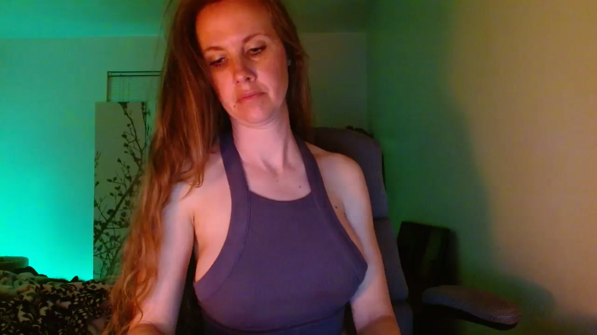Gallery image thumbnail from LoVe_On__'s myfreecams stream on, 06/14/2023, 08:04 image 1 of 20