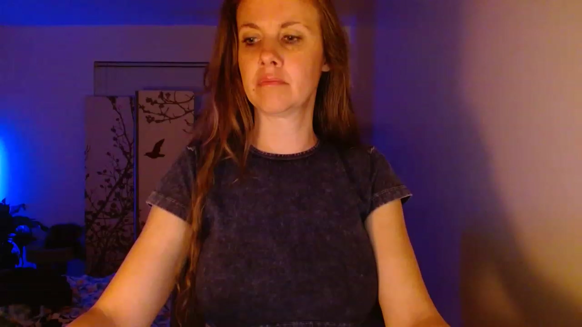 Gallery image thumbnail from LoVe_On__'s myfreecams stream on, 06/21/2023, 08:56 image 5 of 20