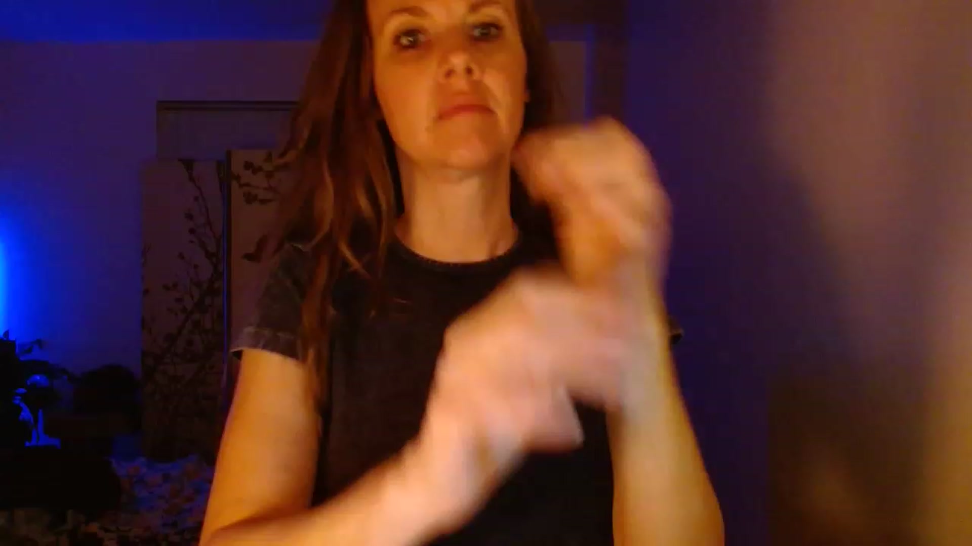 Gallery image thumbnail from LoVe_On__'s myfreecams stream on, 06/21/2023, 08:56 image 6 of 20